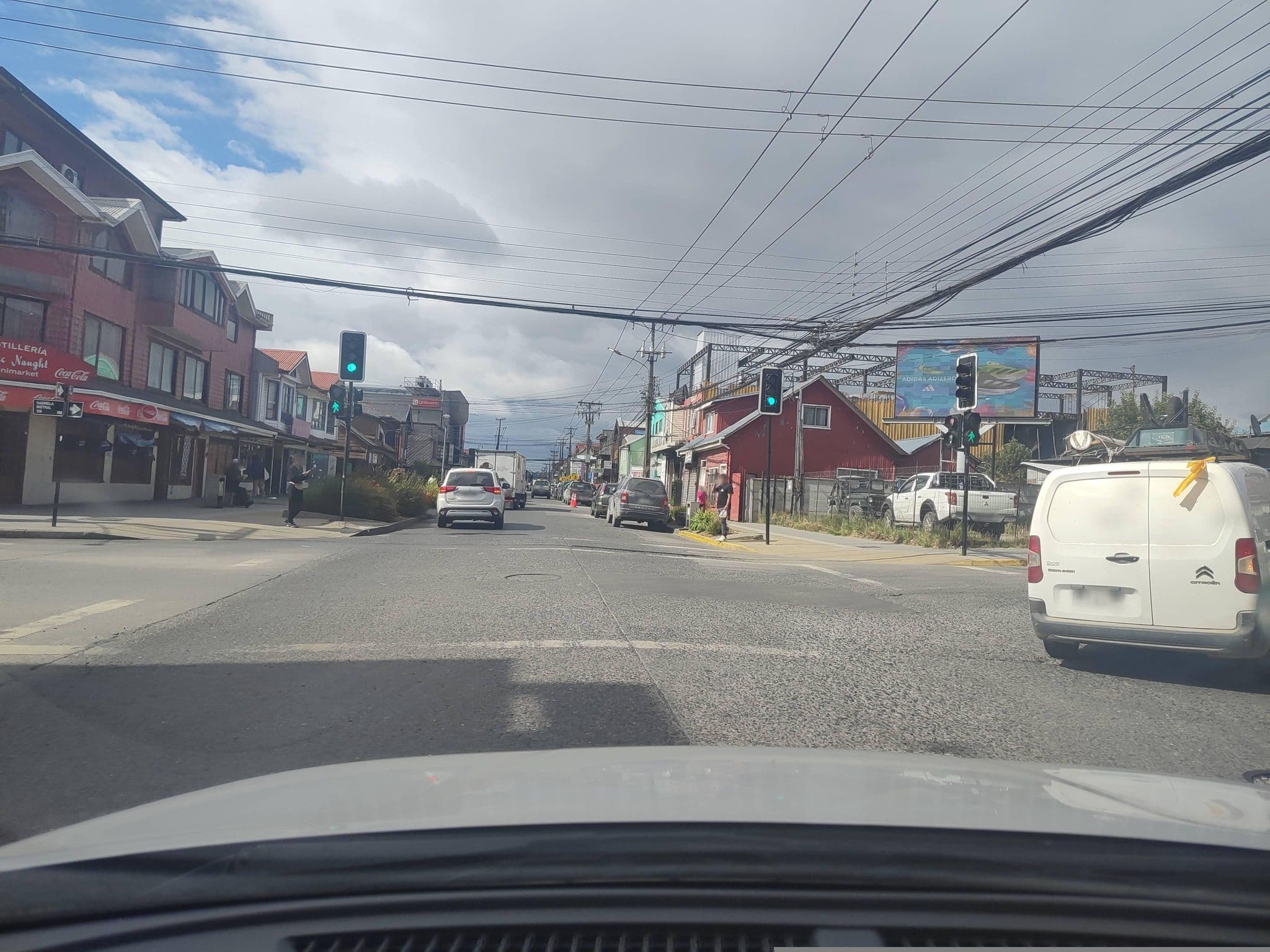 Street view near Hospedaje Amapola, Castro — © andresduhour (CC BY-SA · Mapillary)