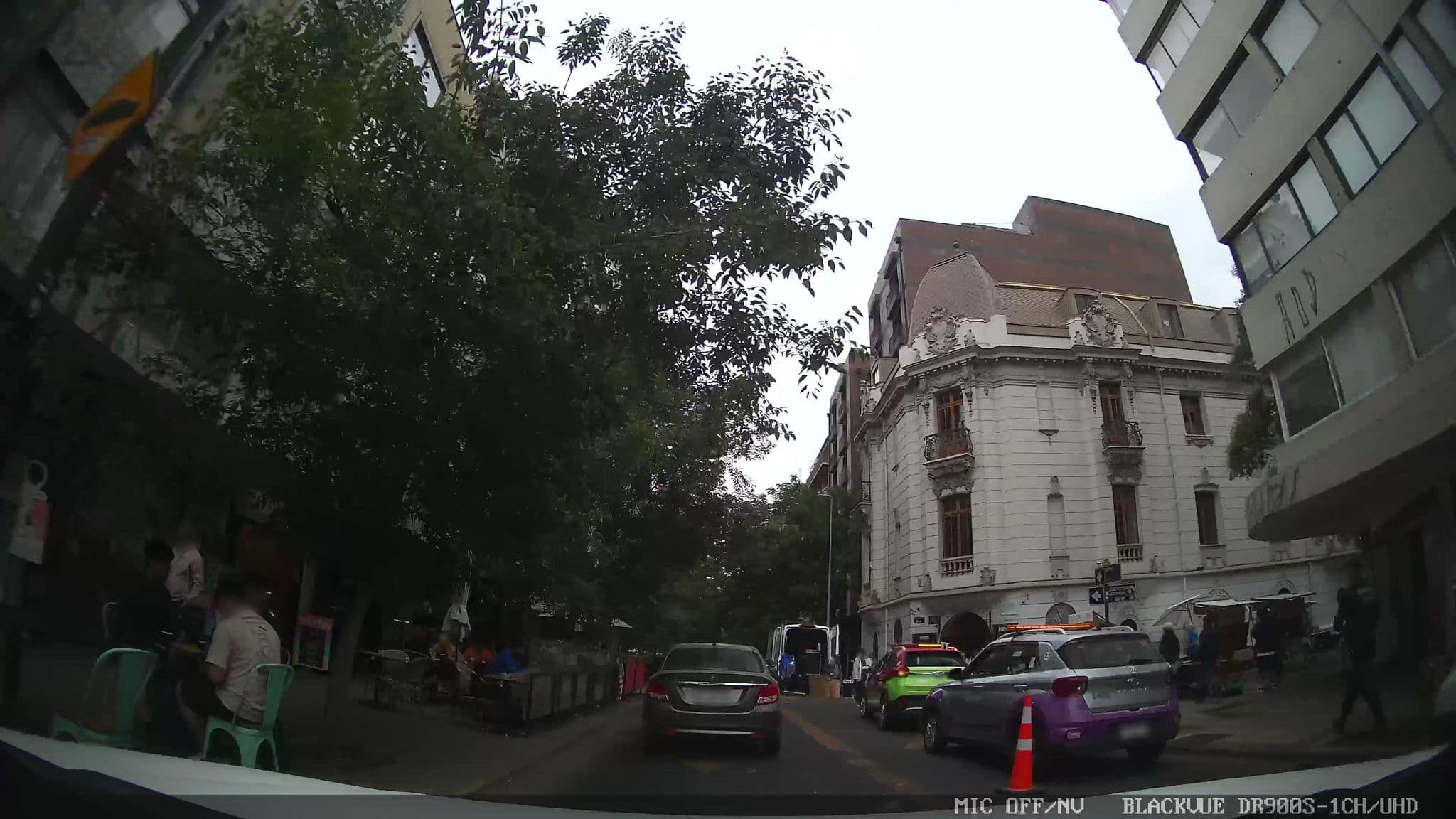 Street view near Oshostel, Santiago