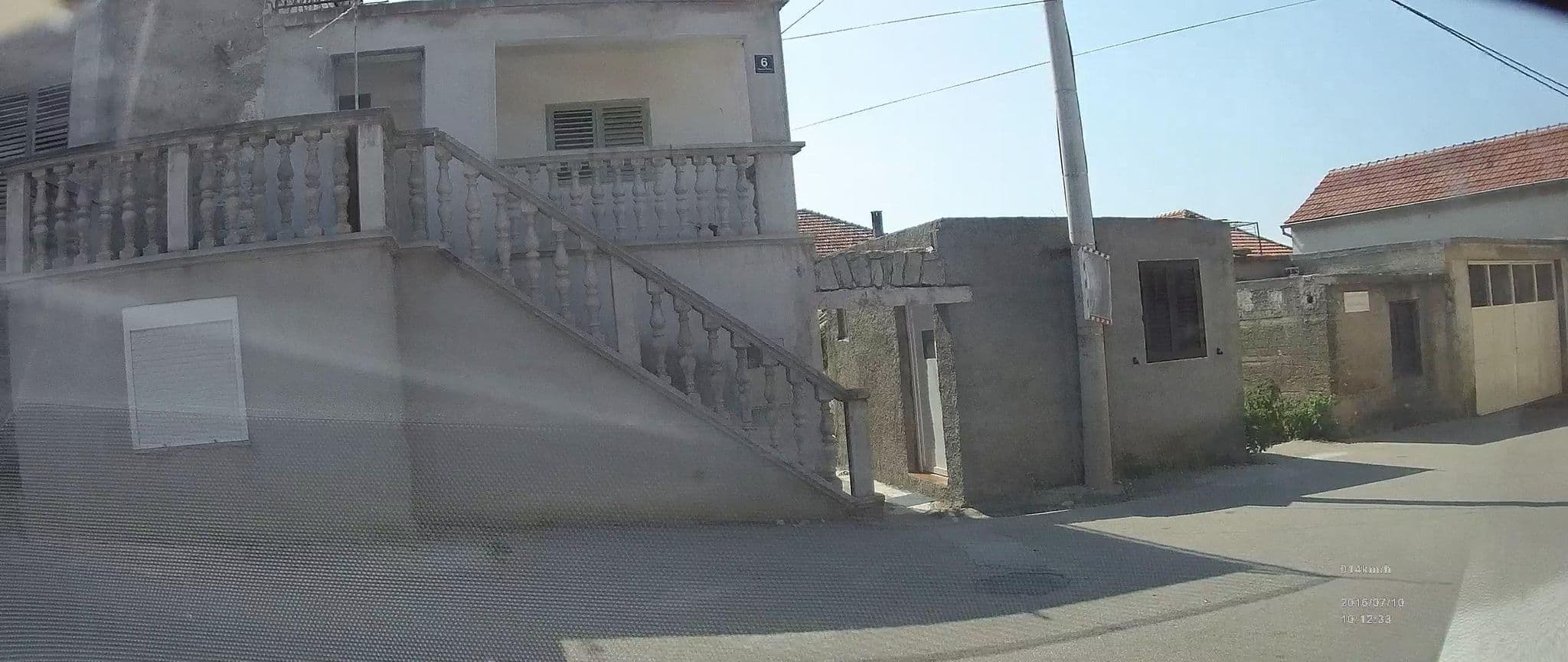 Street view near Villa Mediterranea Pakoštane – Boutique Guesthouse Near Beach, Pakoštane — © idelac (CC BY-SA · Mapillary)