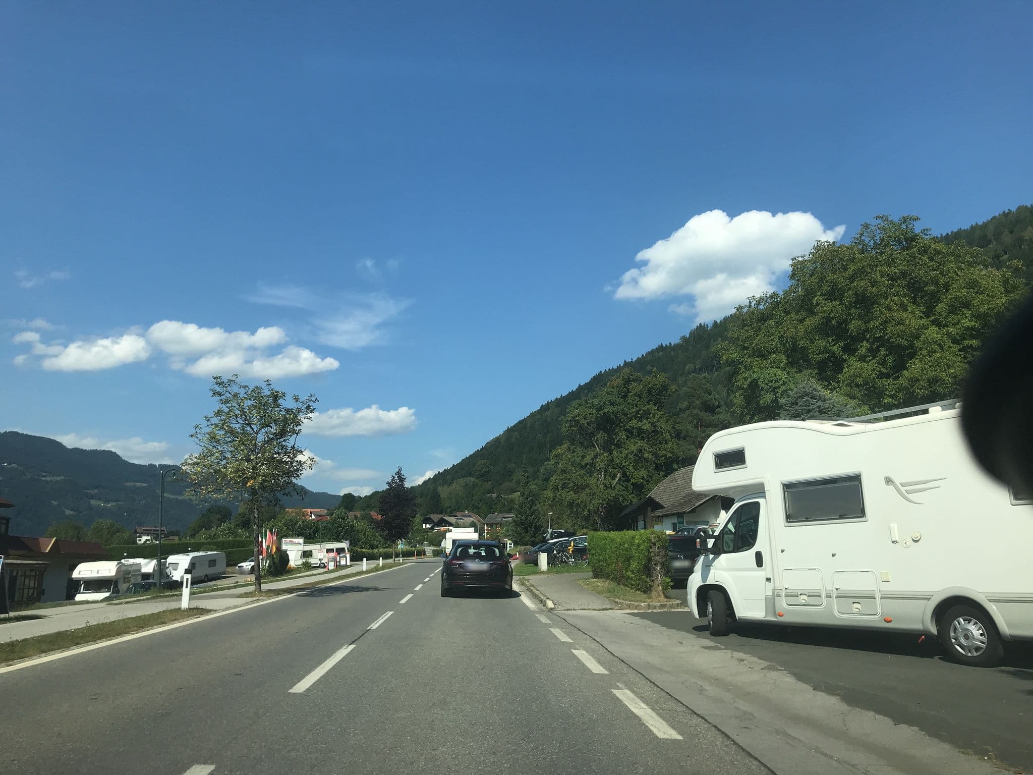 Street view near Terrassen Camping Ossiach, Bodensdorf — © wanderwuetiger (CC BY-SA · Mapillary)