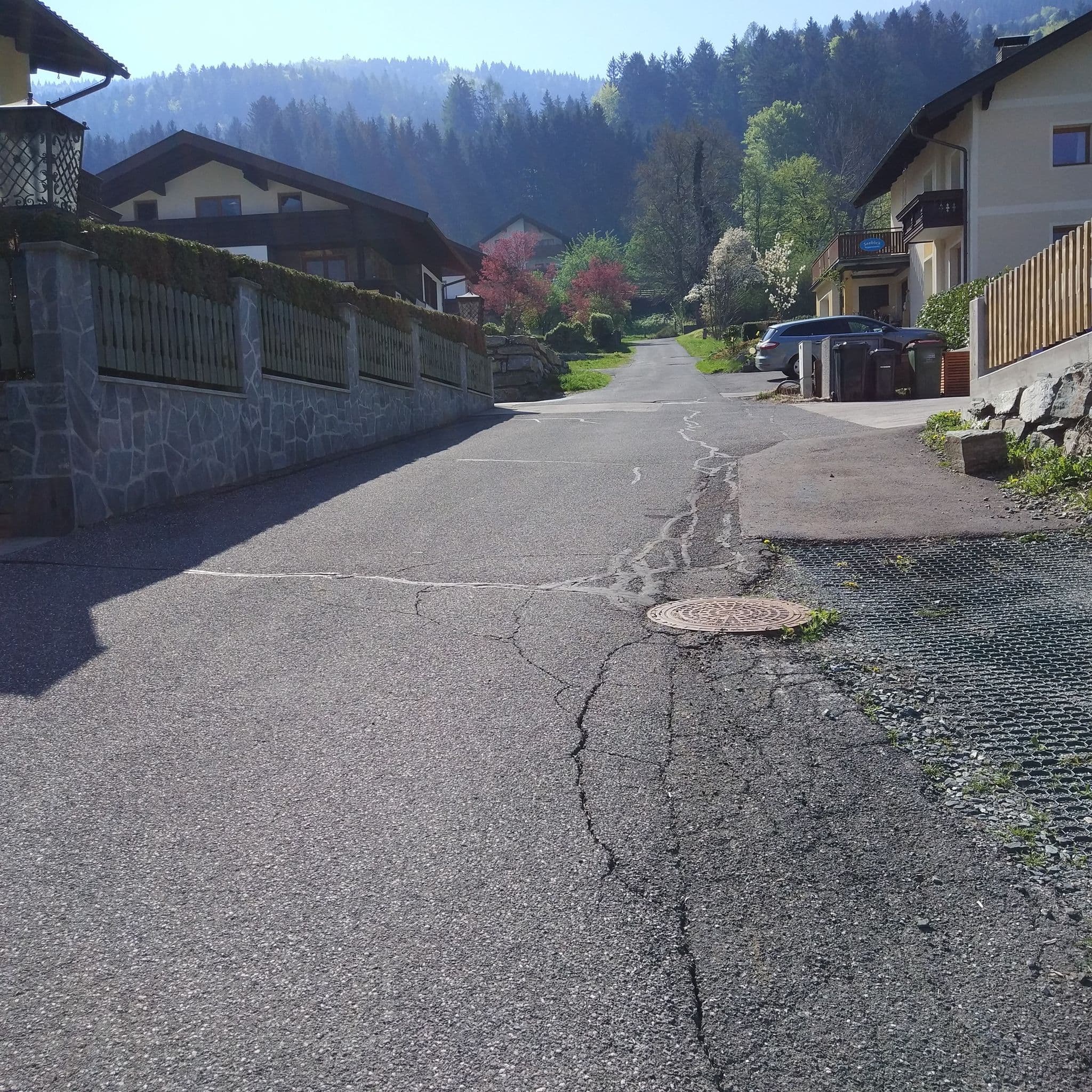 Street view near Gästehaus Luise, Bodensdorf — © crown (CC BY-SA · Mapillary)