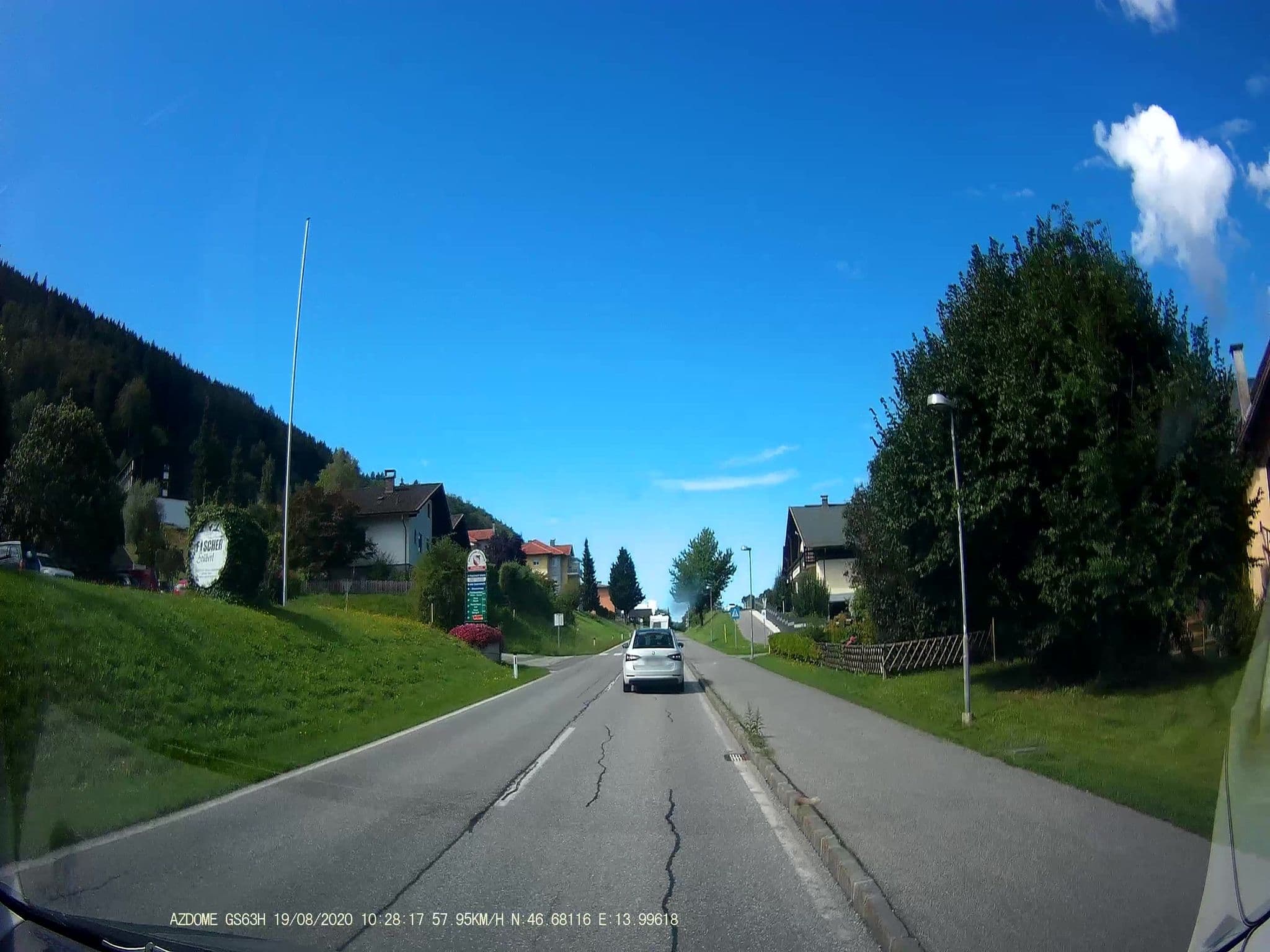 Street view near Fischerstüberl, Bodensdorf — © stefan147 (CC BY-SA · Mapillary)