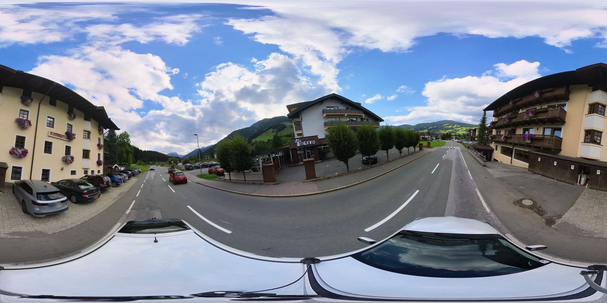 Street view near Hotel Kroneck Aschaber, Kirchberg in Tirol — © osmplus_org (CC BY-SA · Mapillary)