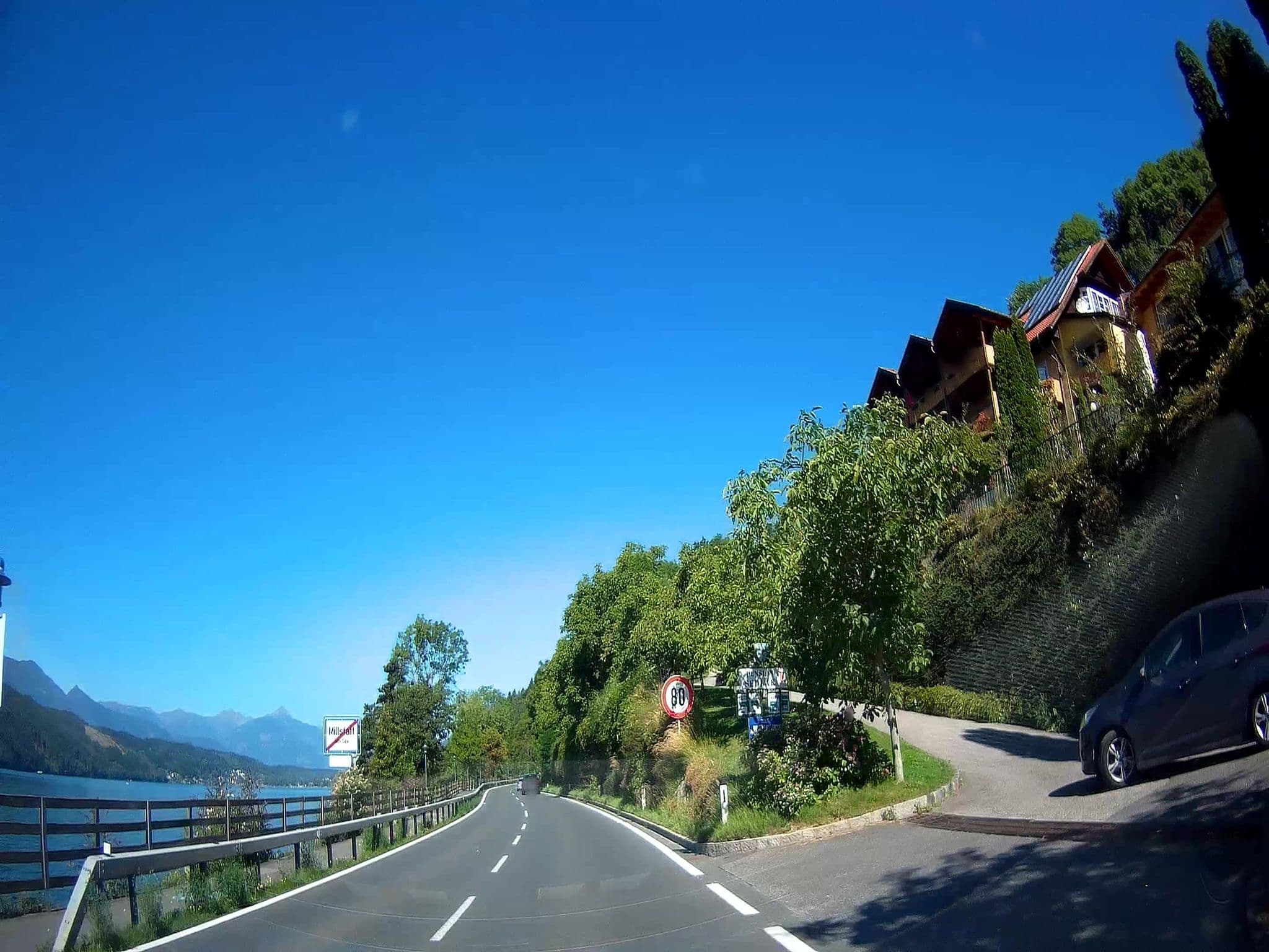 Street view near Pension SEDLAK direkt am Millstätter See: Hotel-Pension mit Zimmer, Appartements, Ferienwohnungen & Seezugang - Privatstrand., Seeboden — © fuchserl (CC BY-SA · Mapillary)
