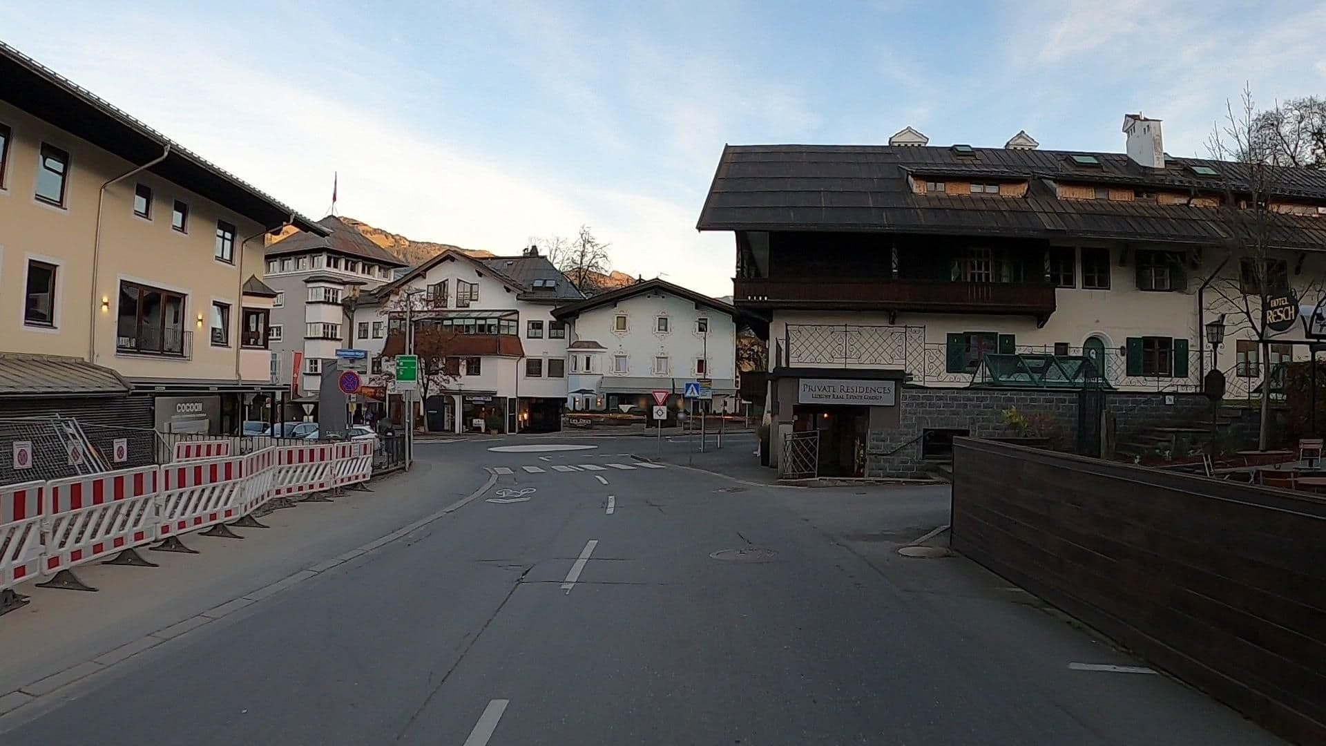 Street view near Hotel Reischhof, Kitzbühel — © osmplus_org (CC BY-SA · Mapillary)