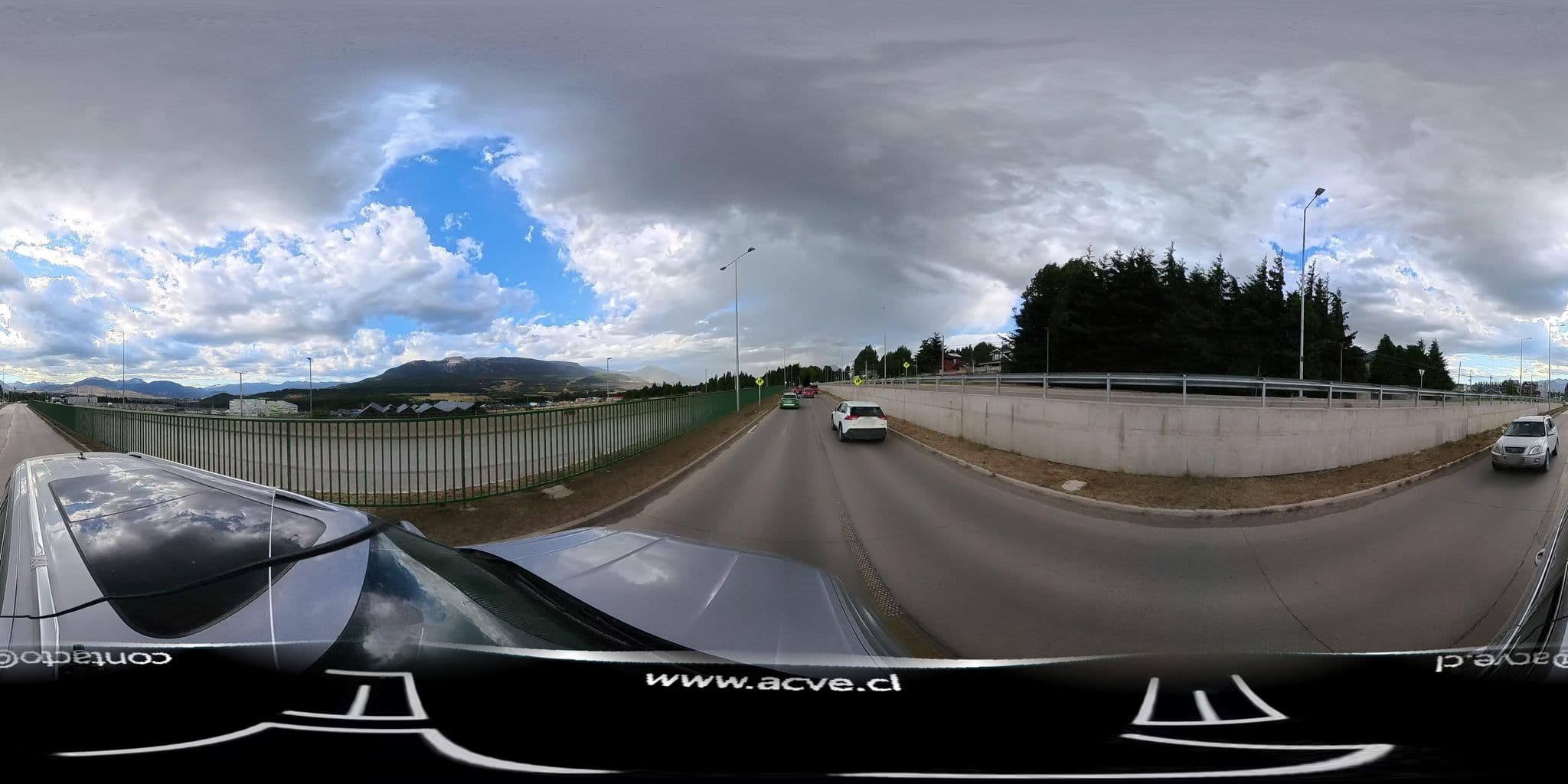 Street view near Cabañas Los Alamos, Coyhaique