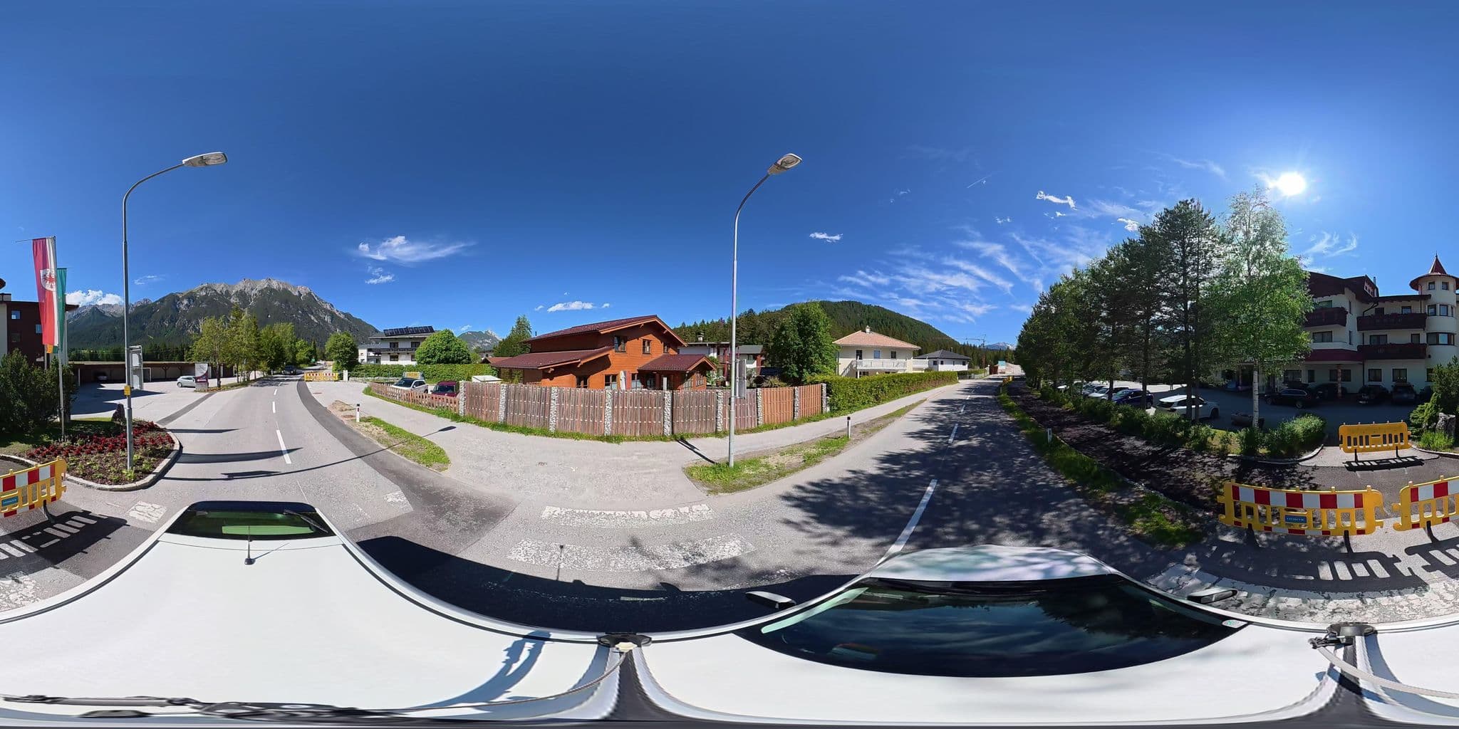 Street view near Alpenhotel Karwendel - zertifiziertes Wellnesshotel für Erwachsene, Leutasch — © osmplus_org (CC BY-SA · Mapillary)