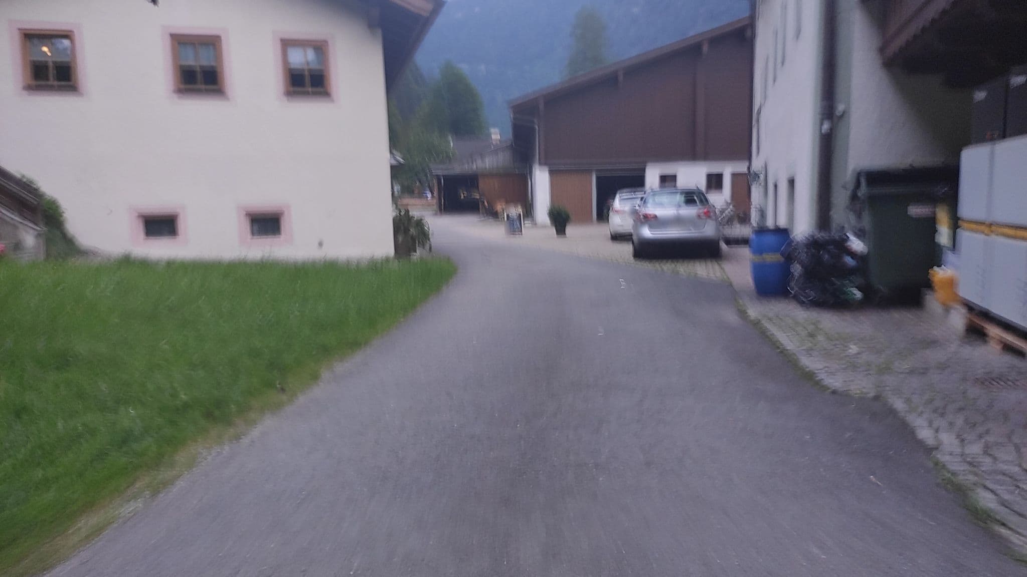Street view near Gasthof Geronimo, Lofer — © consens_verkehrsplanung (CC BY-SA · Mapillary)