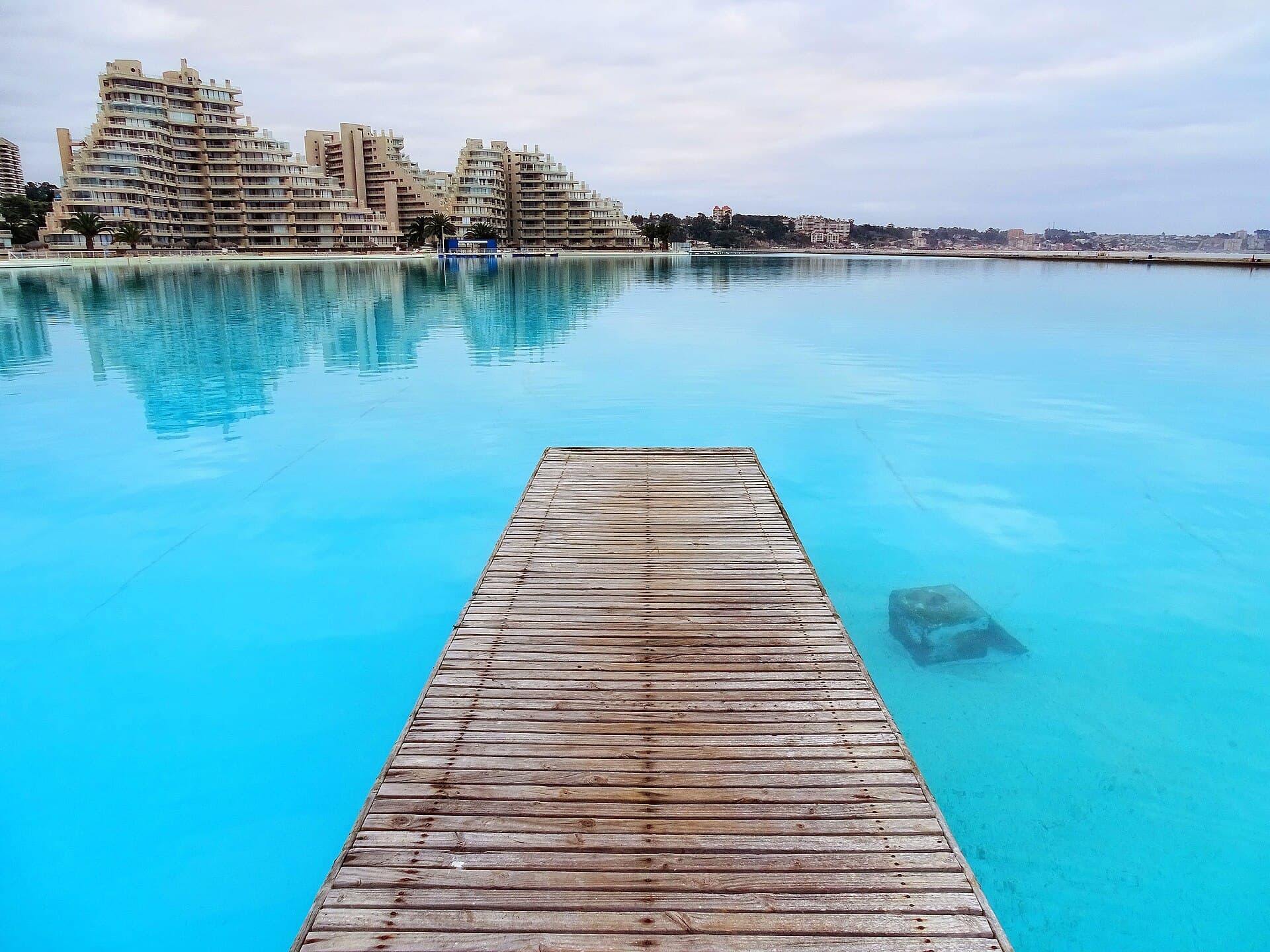 San Alfonso del Mar (via Wikimedia Commons, CC BY-SA 4.0)