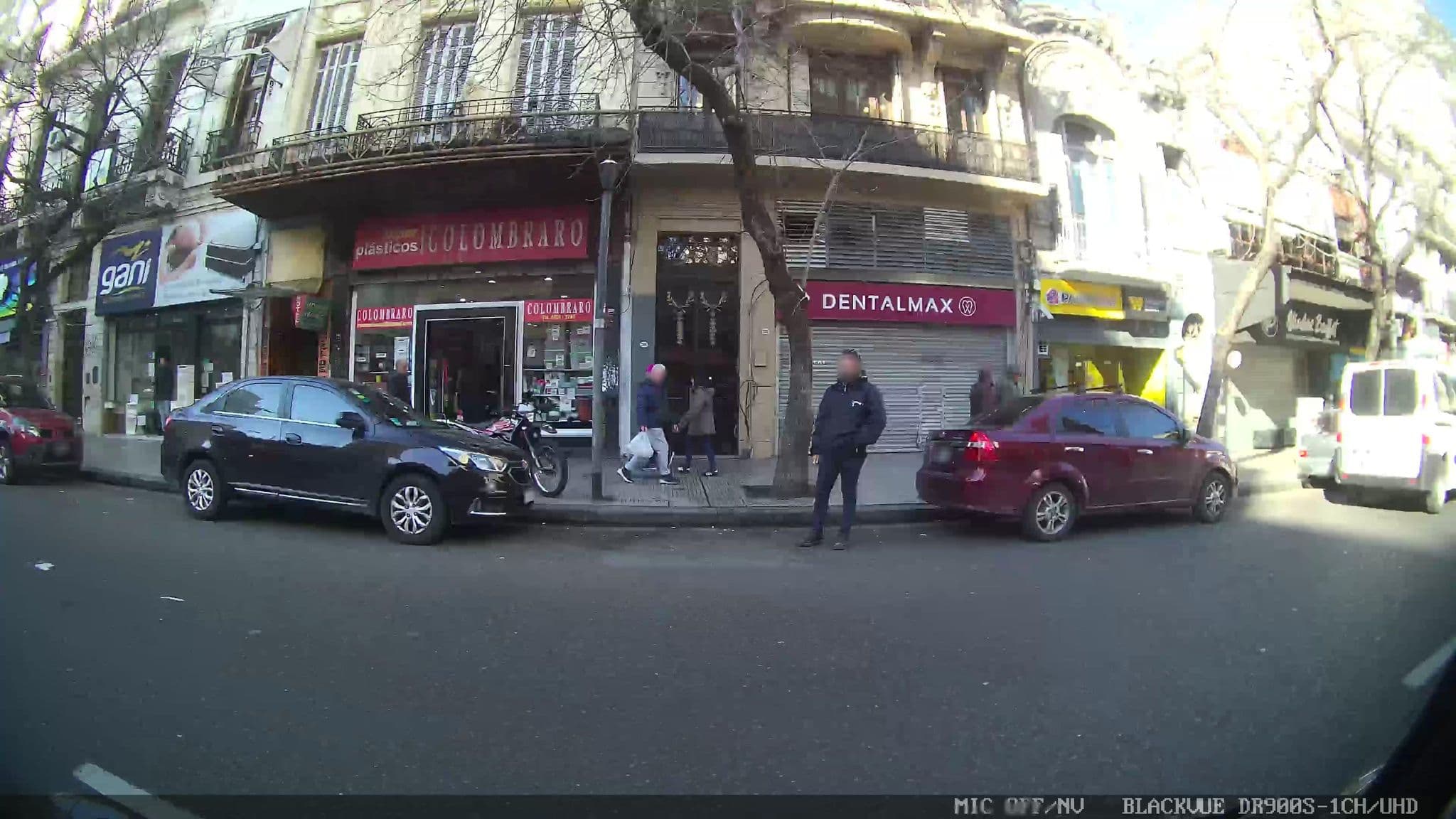 Street view near Hotel Vesubio, Balvanera — © kaart_1 (CC BY-SA · Mapillary)