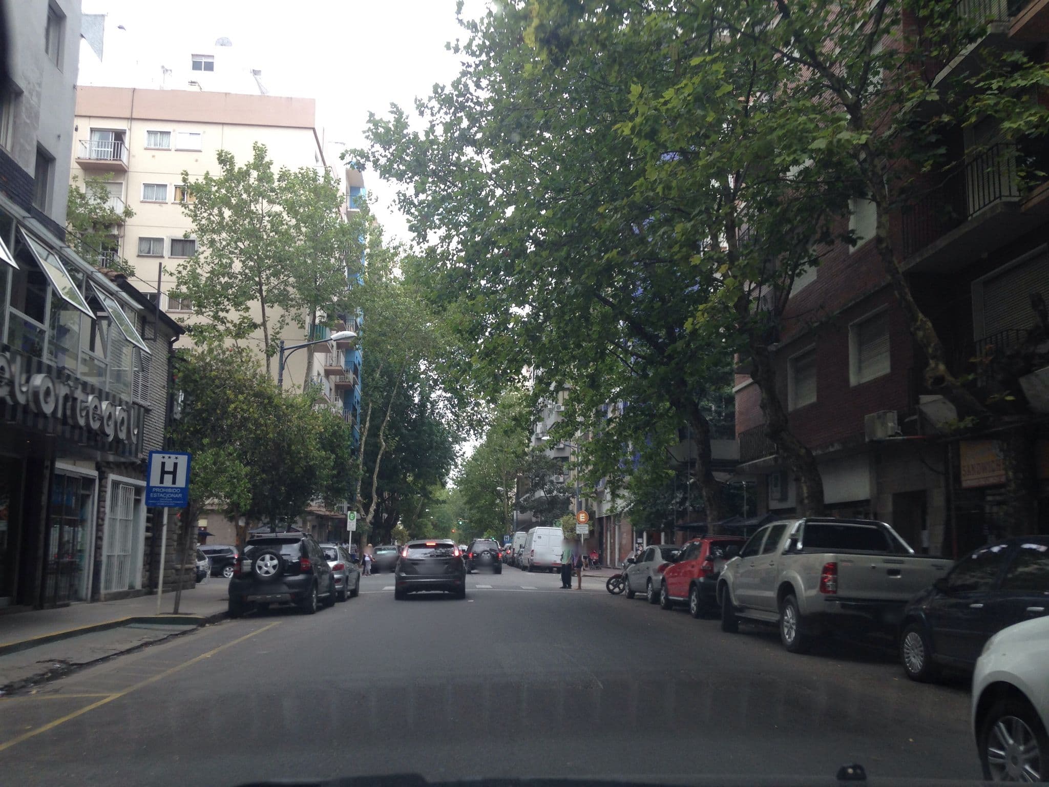 Street view near Hotel Ortegal, Mar del Plata — © maryann (CC BY-SA · Mapillary)
