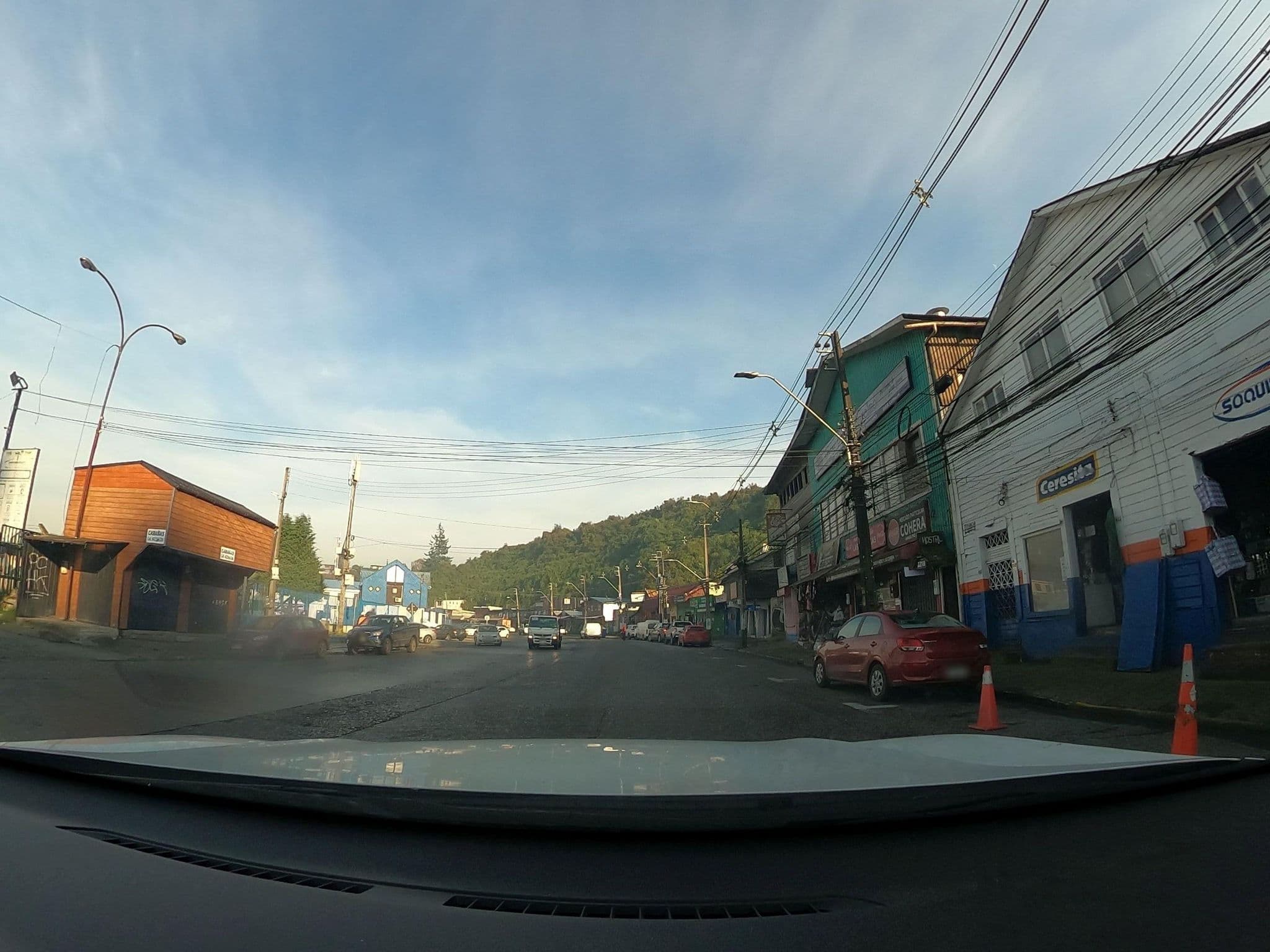 Street view near Posada Angelmo, Puerto Montt — © Kaart_Local (CC BY-SA · Mapillary)