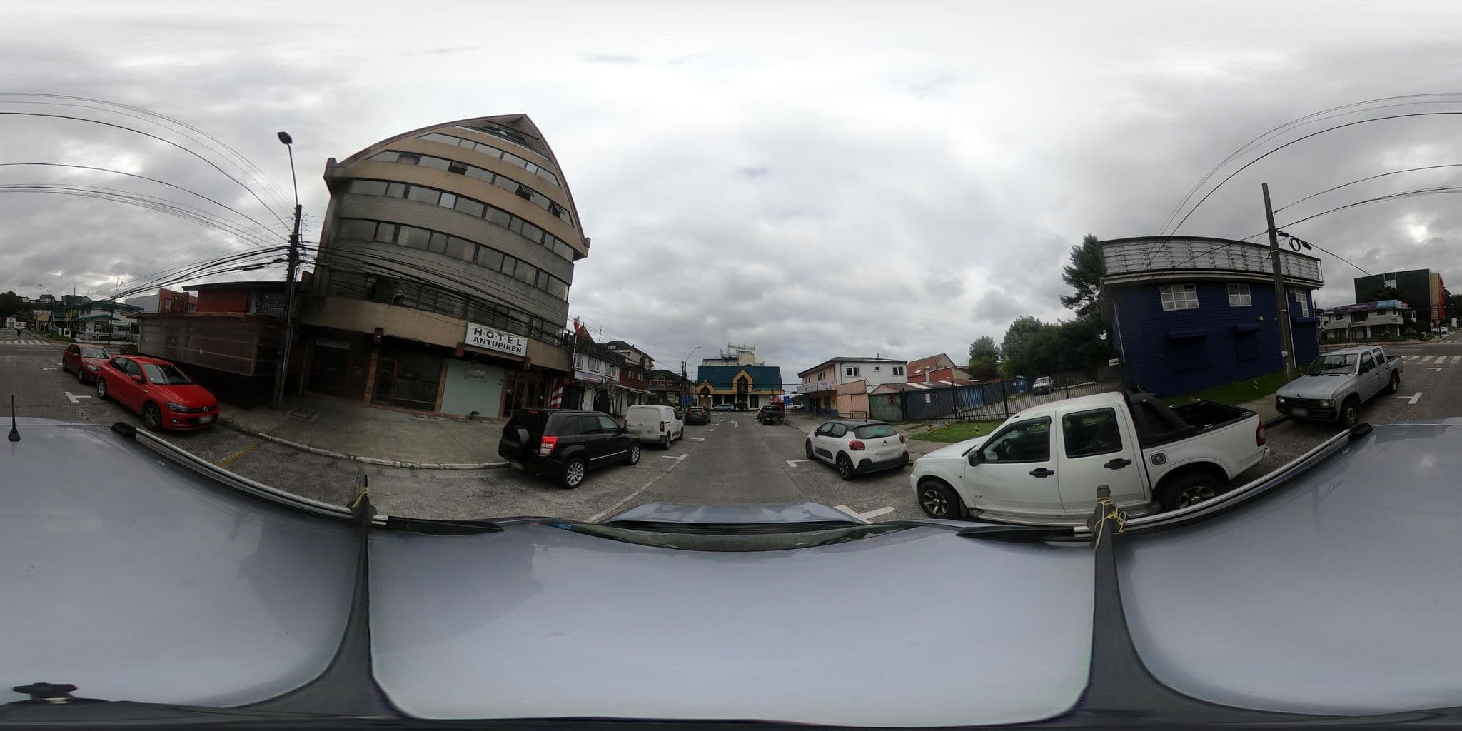 Street view near Hotel Antupiren, Puerto Montt — © felipeeugenio (CC BY-SA · Mapillary)
