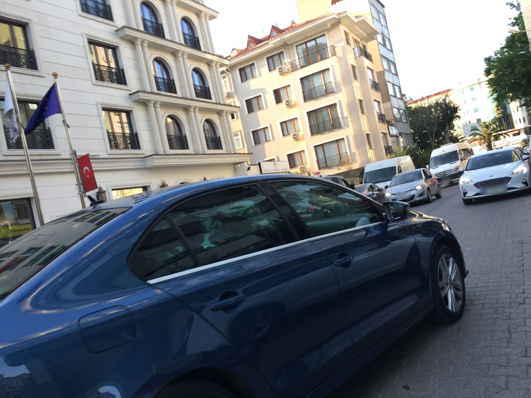 Street view near Ottoman's Life Hotel Deluxe, Istanbul — © sessiznotalar (CC BY-SA · Mapillary)