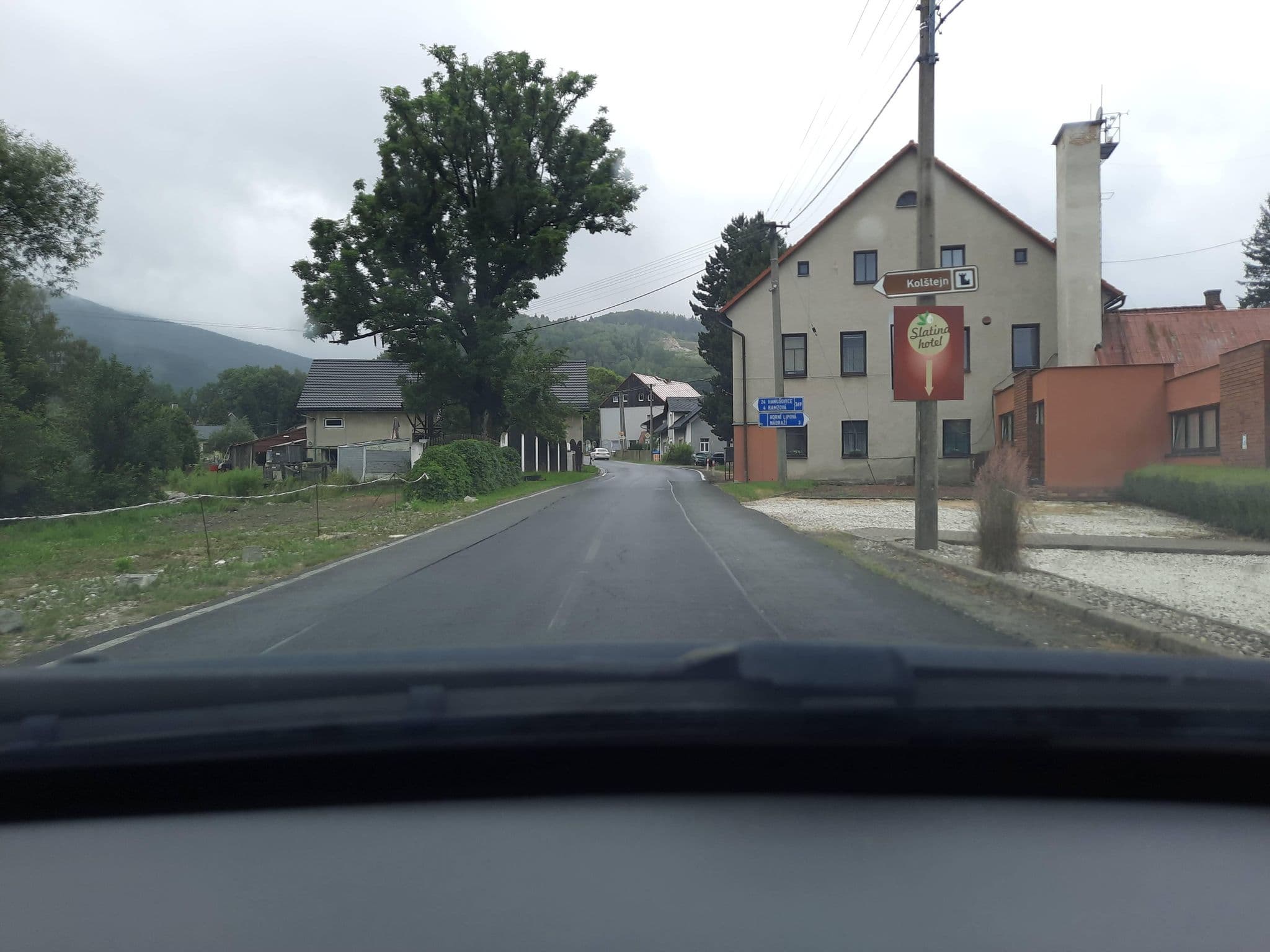 Street view near Hotel Slatina, Lipová-lázně — © ondrejlopatka (CC BY-SA · Mapillary)