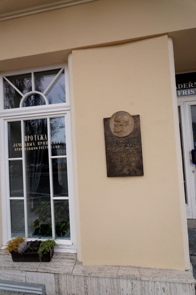 Street view near Ensana Pacifik, Mariánské Lázně — © txllxt (CC BY-SA · Mapillary)