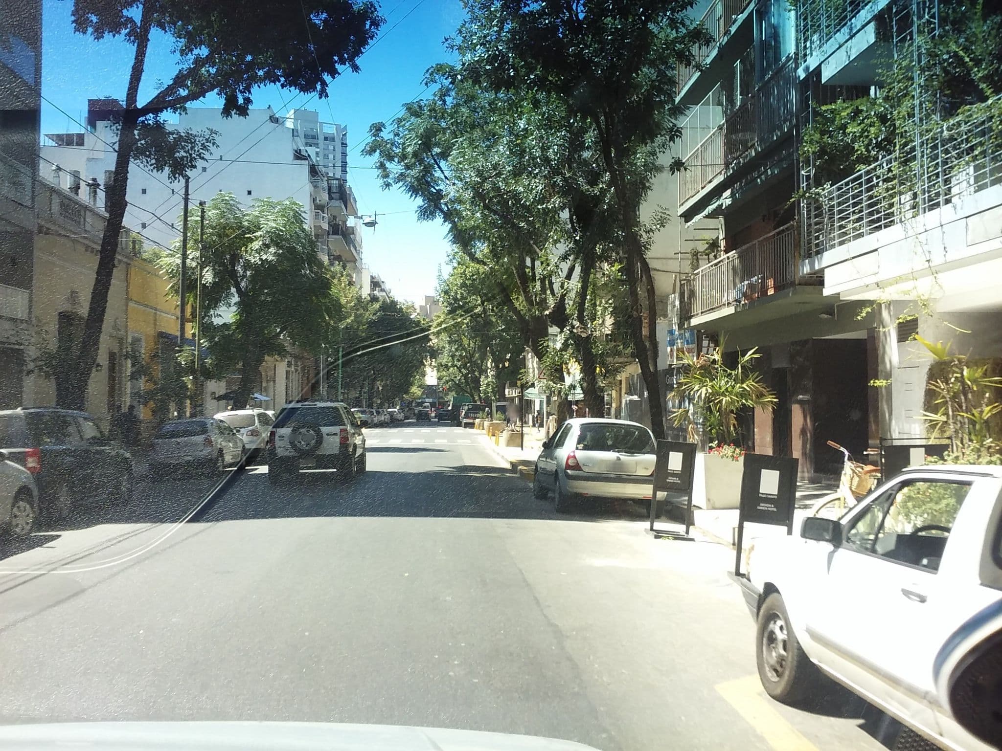 Street view near Palo Santo Hotel, Colegiales — © jdieser (CC BY-SA · Mapillary)