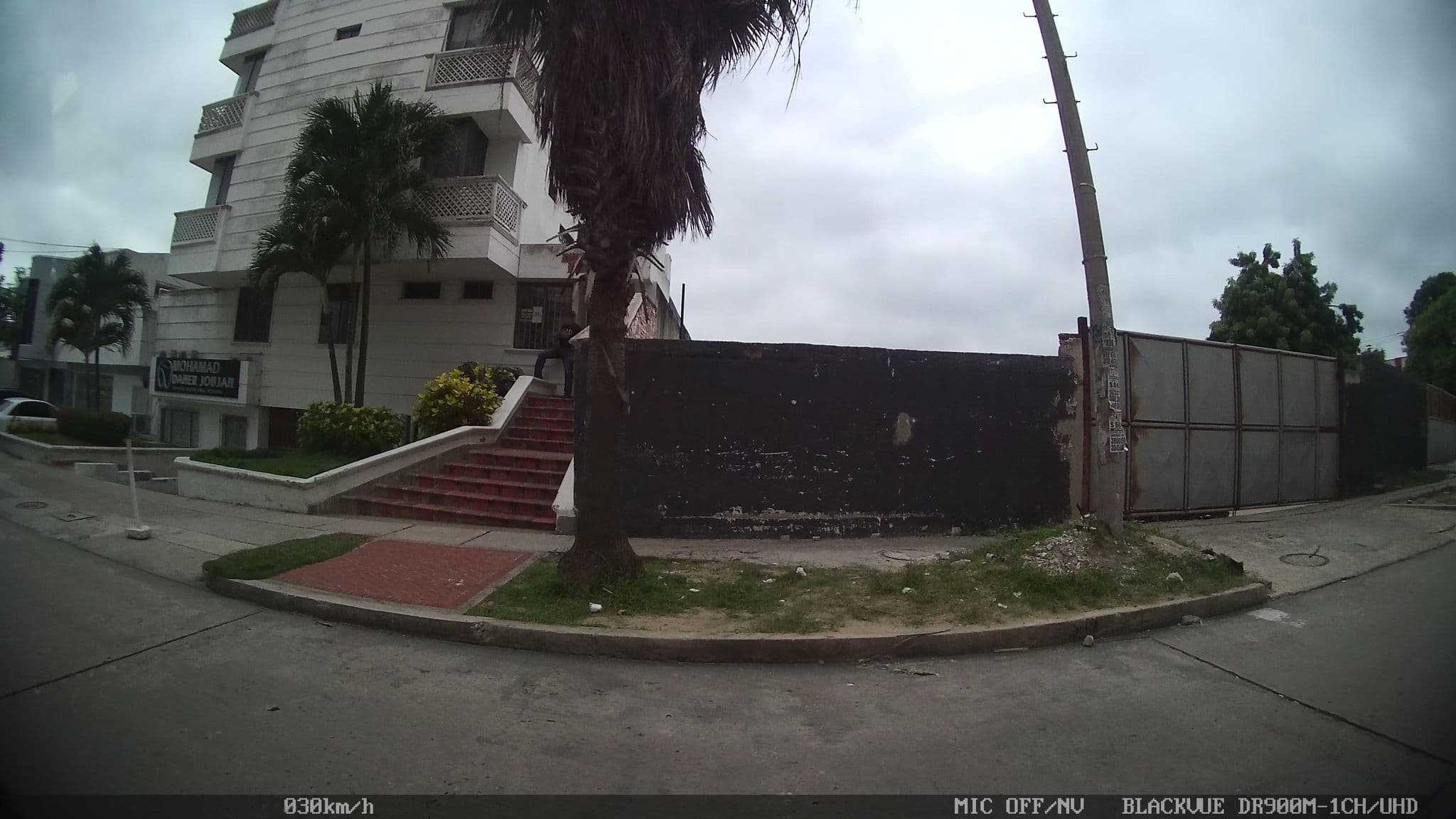 Street view near Hotel Med Suites 94 Barranquilla, Barranquilla — © kaart_2 (CC BY-SA · Mapillary)