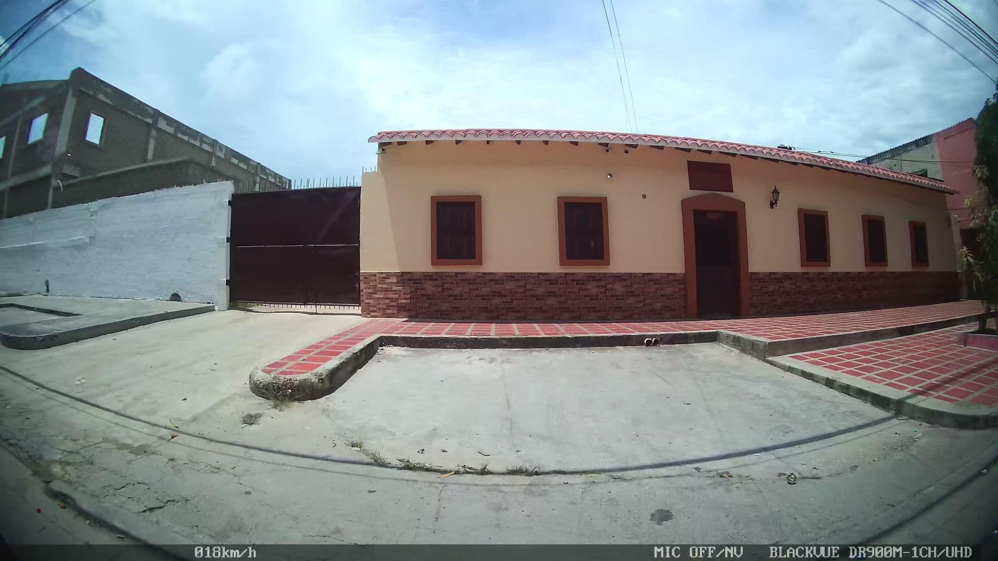 Street view near El Lorito, Barranquilla — © kaart_2 (CC BY-SA · Mapillary)