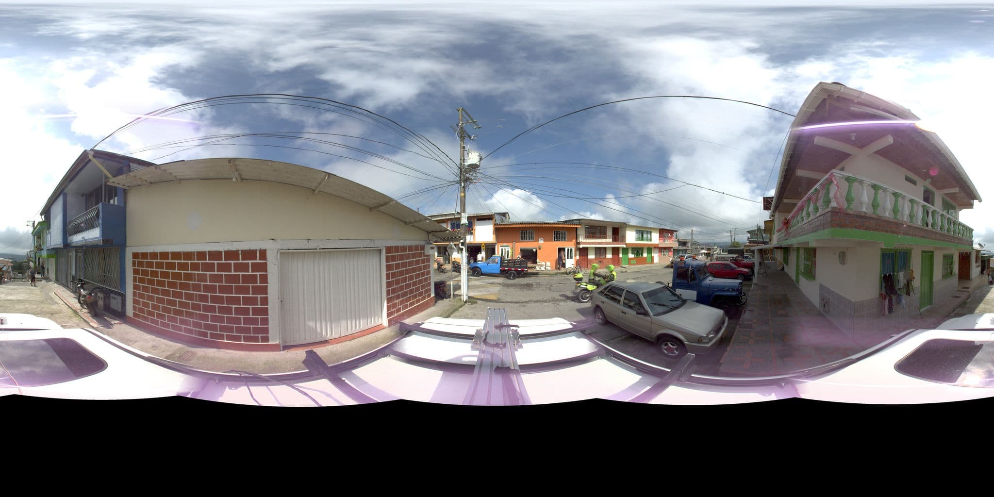 Street view near Hostal la luz de la colina, Filandia — © sarahantos (CC BY-SA · Mapillary)