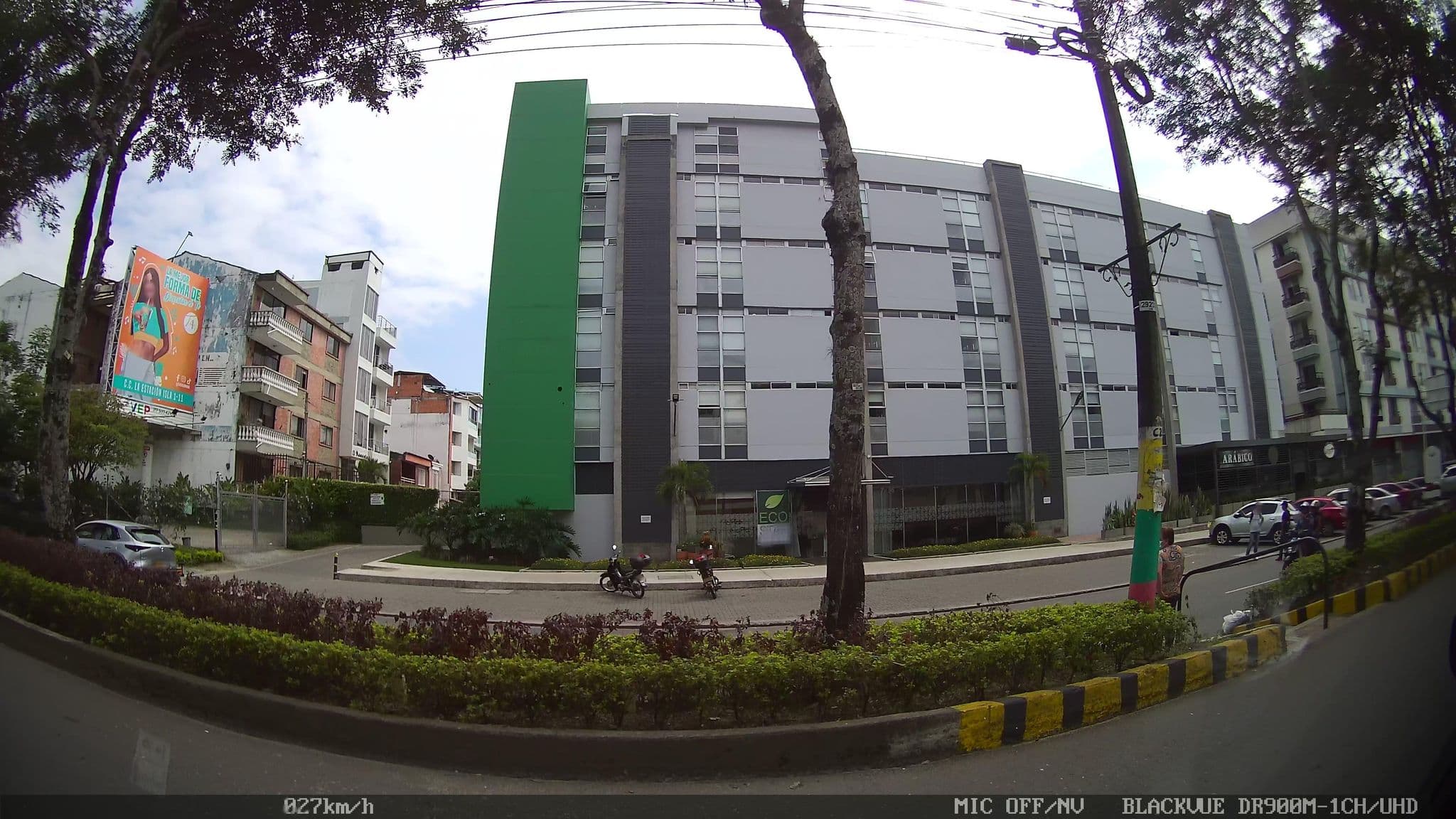 Street view near Eco Star Hotel, Ibagué — © kaart_2 (CC BY-SA · Mapillary)