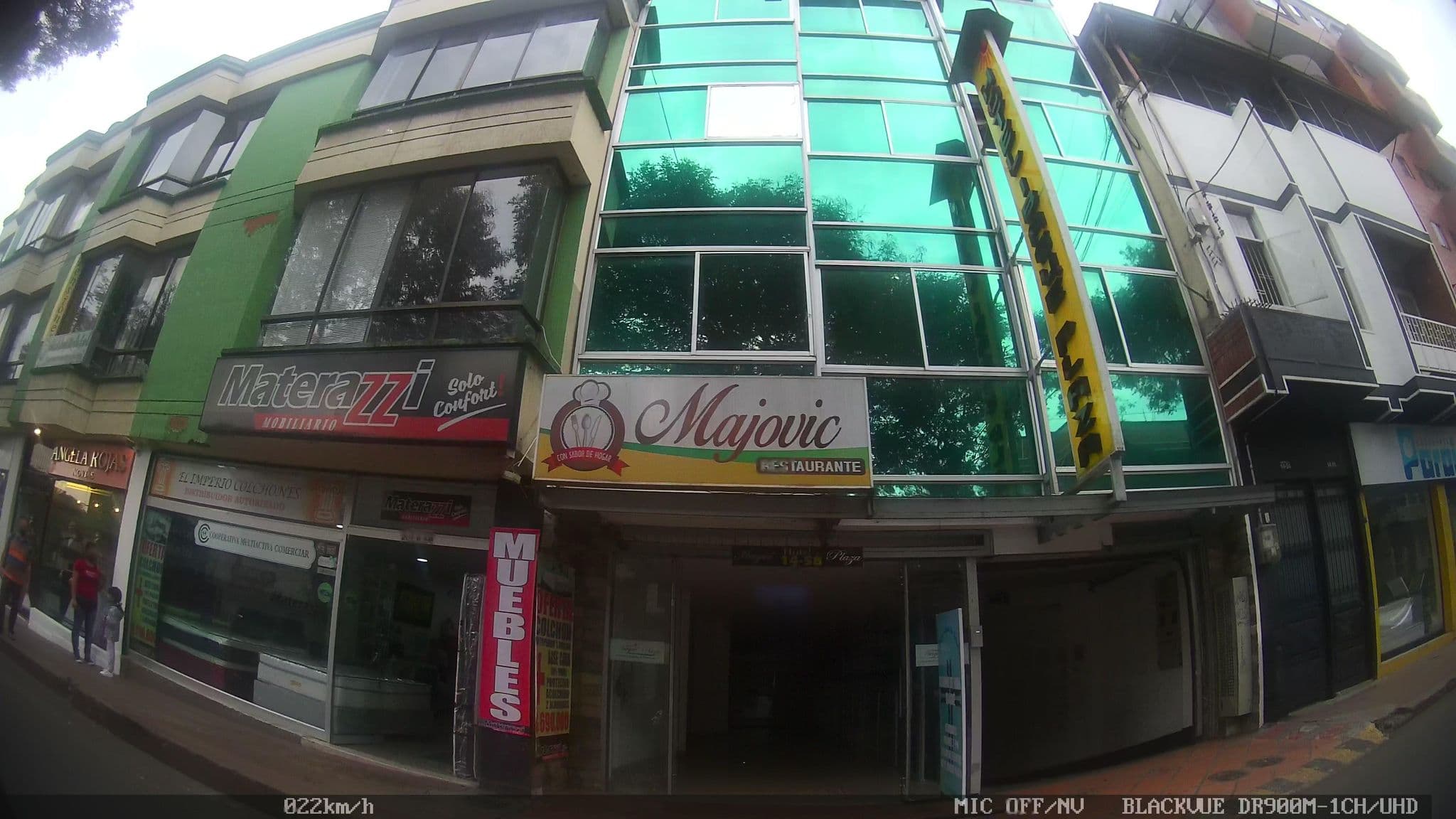 Street view near Hotel Ibagué Plaza, Ibagué — © kaart_2 (CC BY-SA · Mapillary)