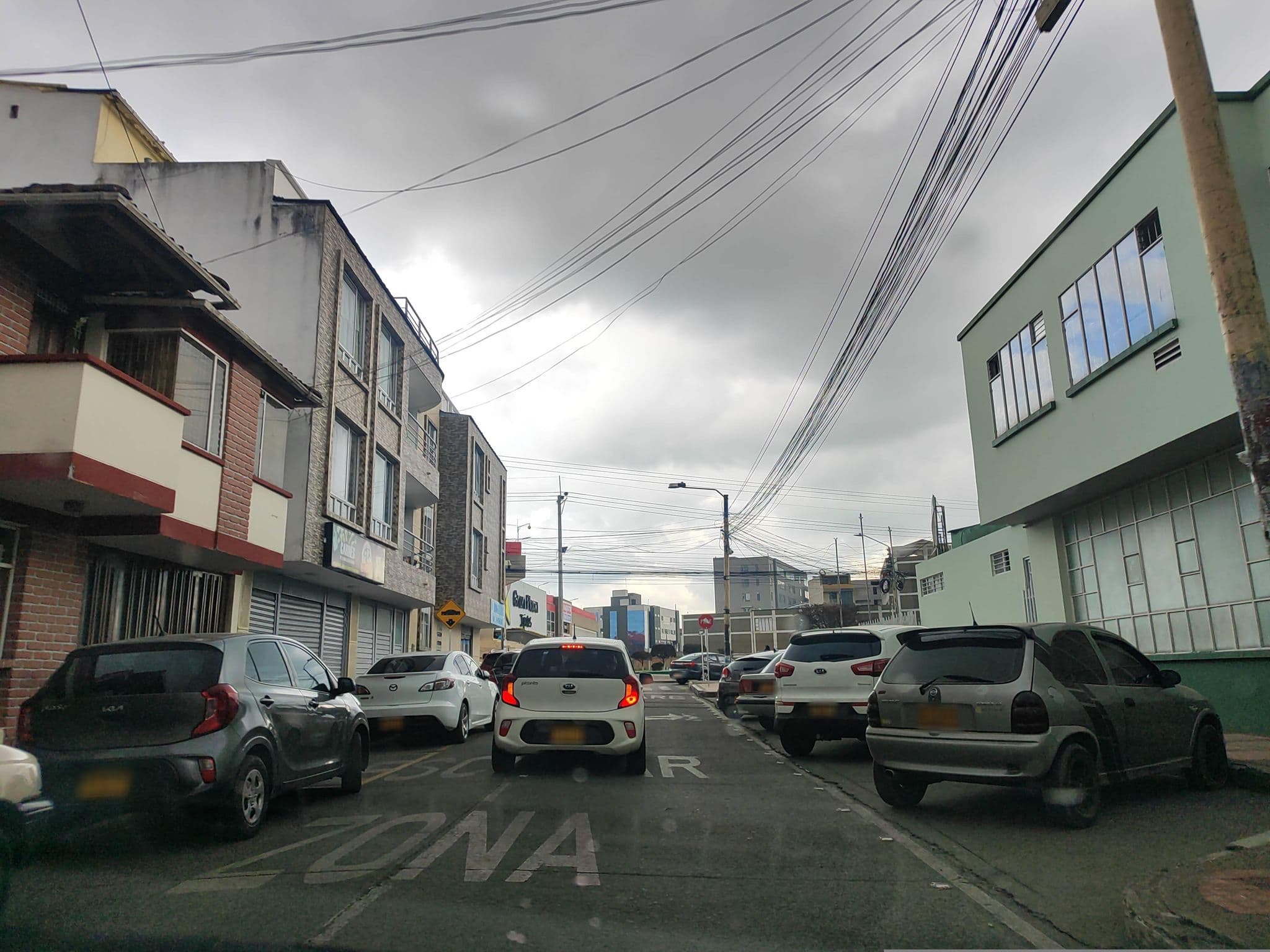 Street view near Hotel Adamo, Ipiales — © oscar_munoz1 (CC BY-SA · Mapillary)