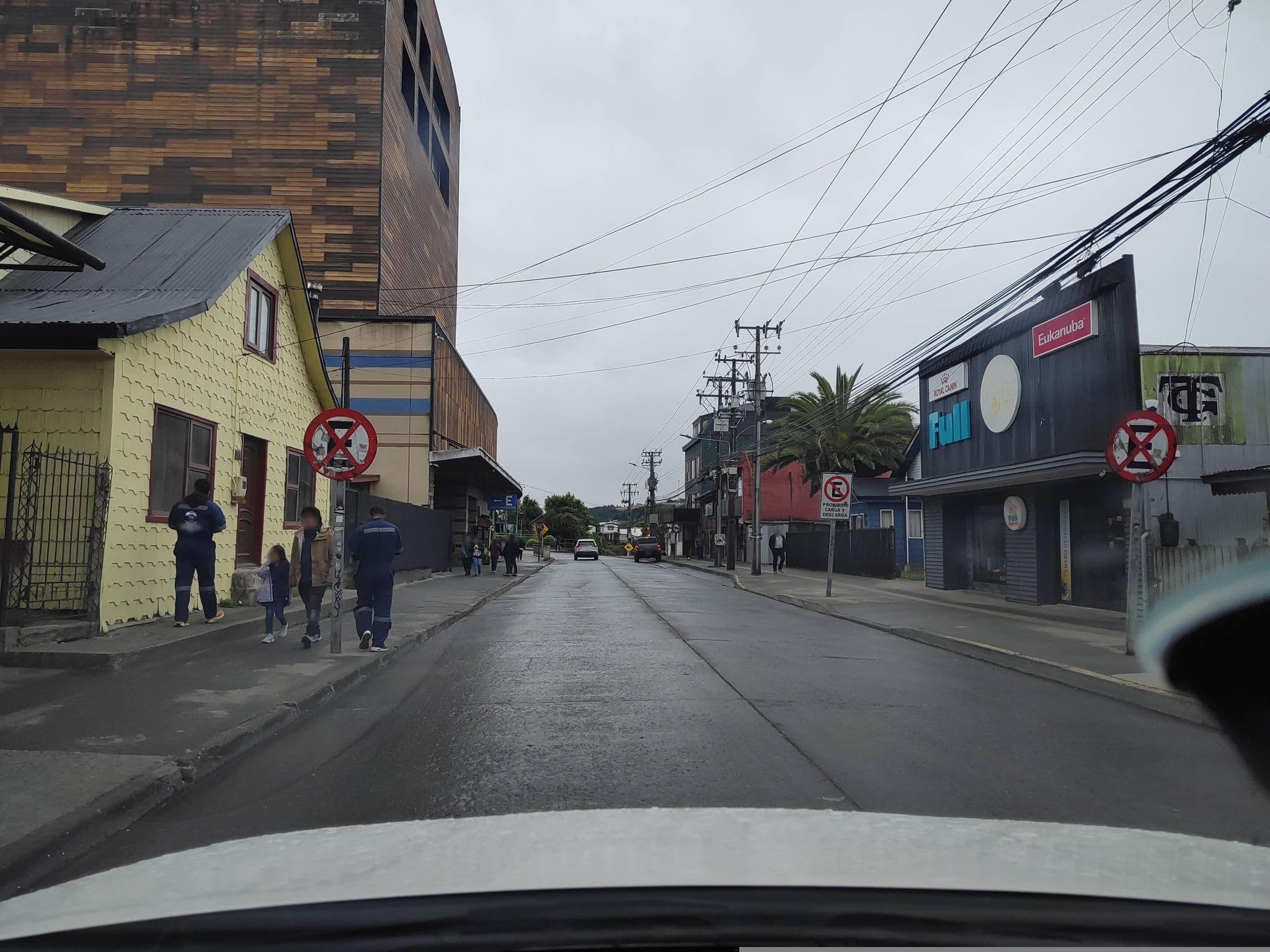 Street view near hostel bellavista, Castro — © andresduhour (CC BY-SA · Mapillary)
