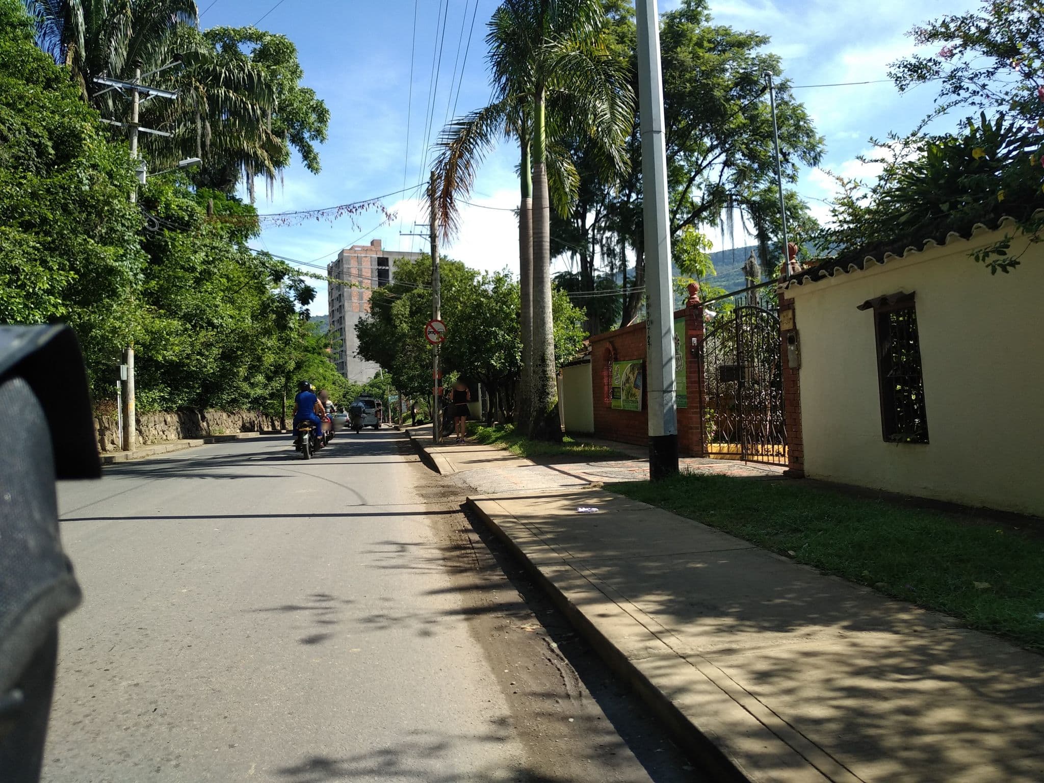 Street view near Hostel Nirvana San Gil, San Gil — © nomadmapper (CC BY-SA · Mapillary)
