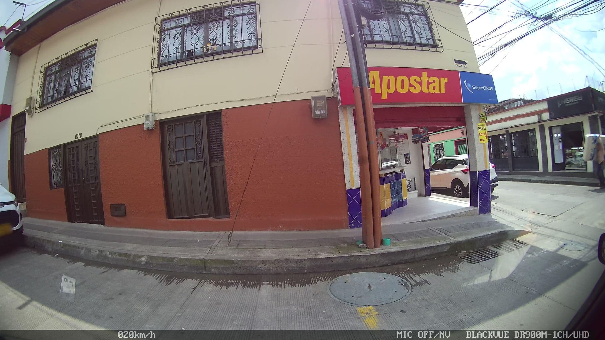 Street view near Hostal Arraigo, Santa Rosa de Cabal — © kaart_2 (CC BY-SA · Mapillary)