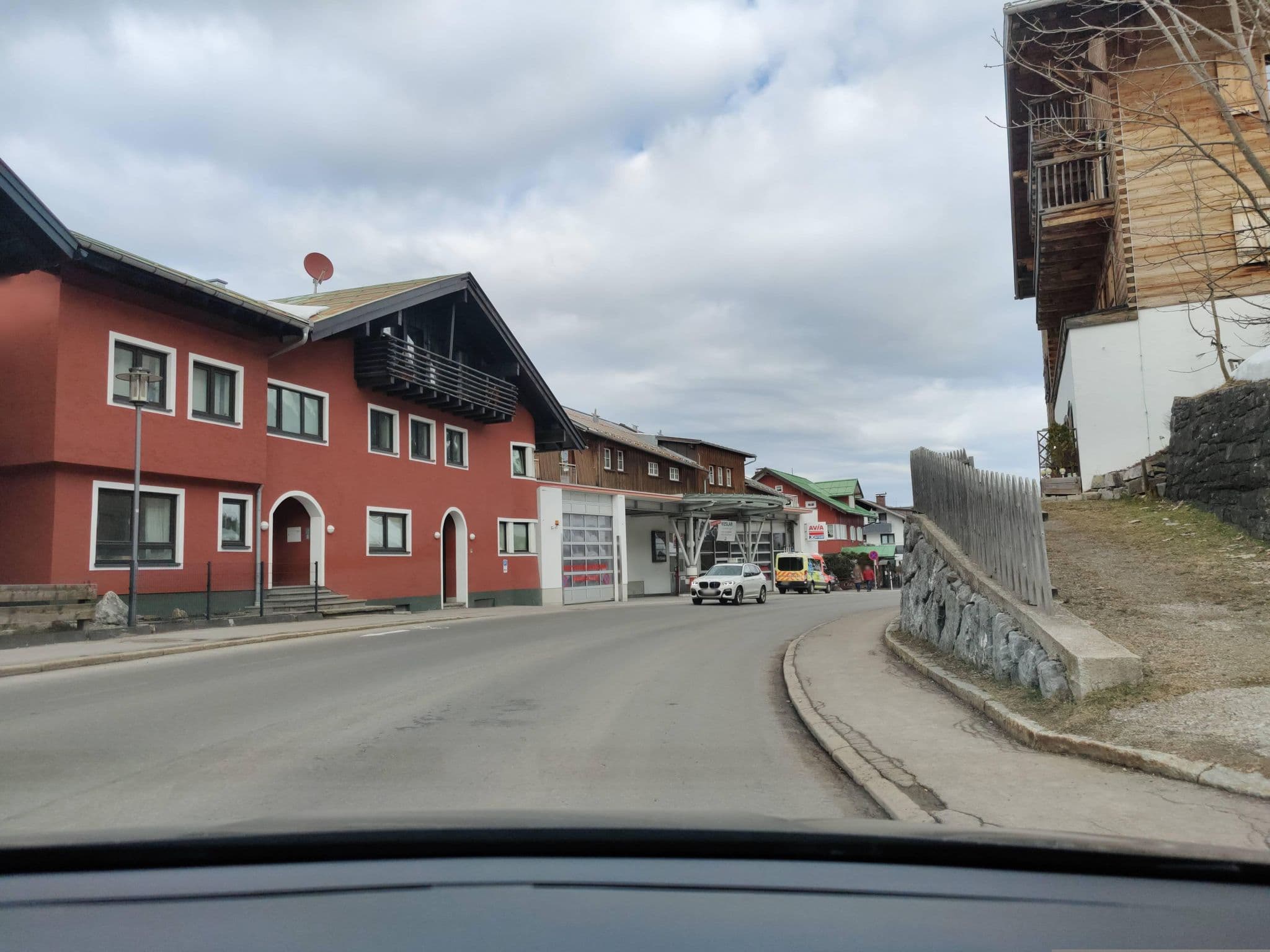 Street view near alpen select lodge, Riezlern — © littlefool (CC BY-SA · Mapillary)