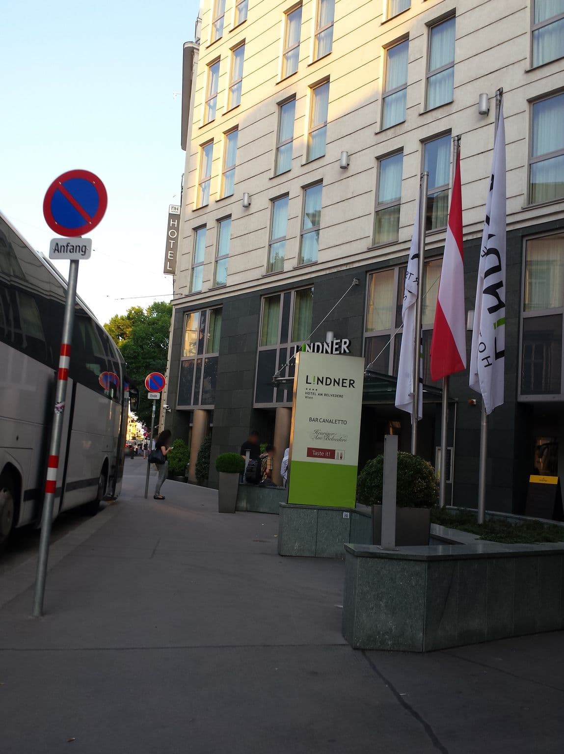 Street view near Lindner Hotel Vienna Am Belvedere - JDV by Hyatt, Landstraße — © rudolfmayer (CC BY-SA · Mapillary)