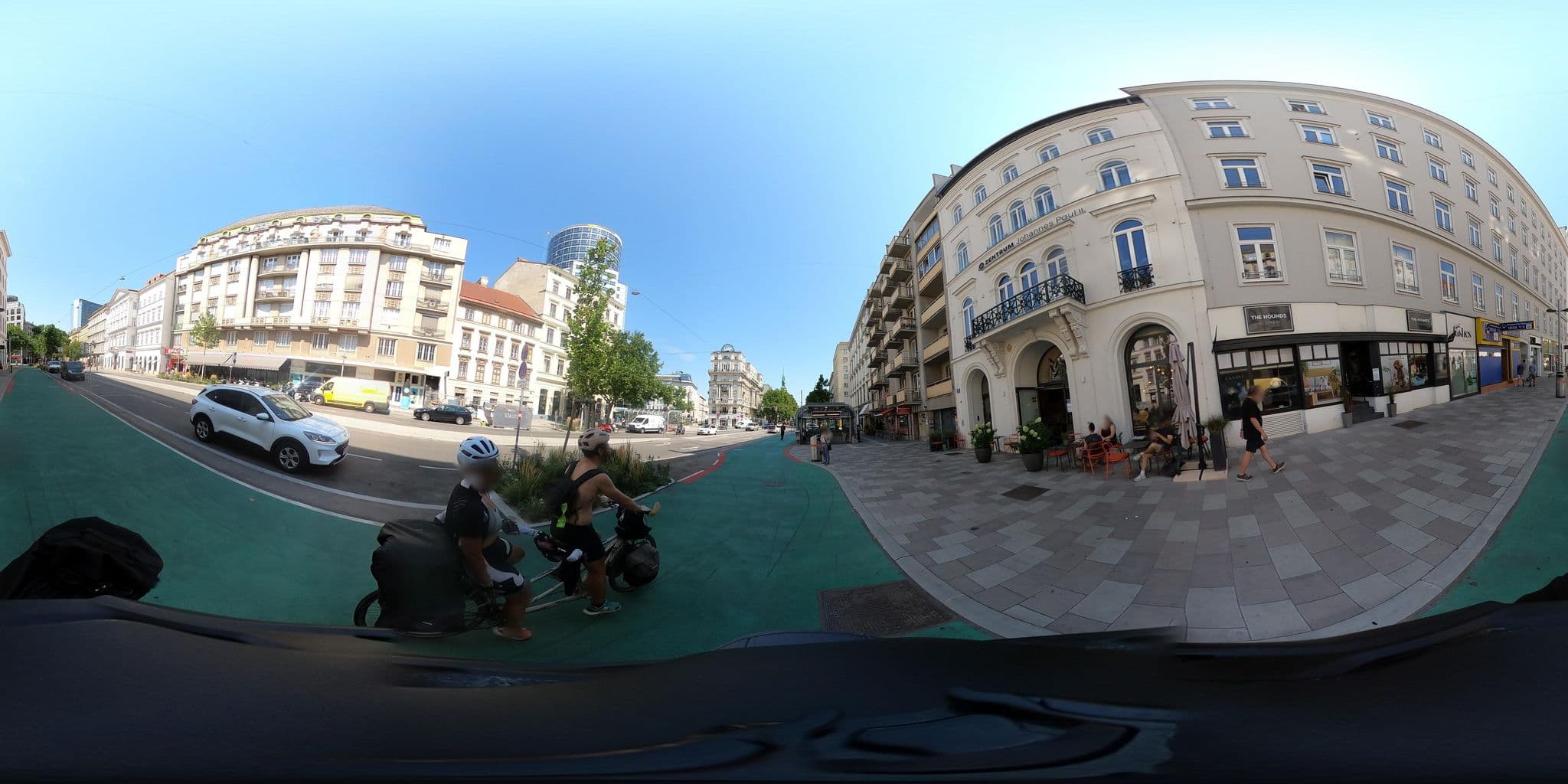Street view near Hotel Karol Vienna, Vienna — © di0v0n (CC BY-SA · Mapillary)
