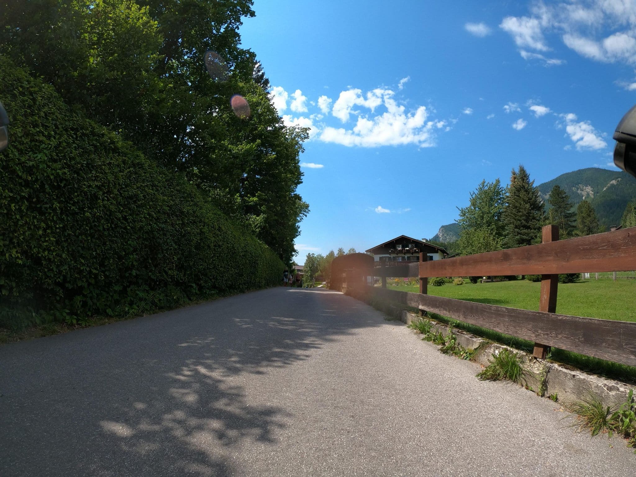 Street view near Pension Enzian, Sankt Wolfgang im Salzkammergut — © Langfahrer (CC BY-SA · Mapillary)