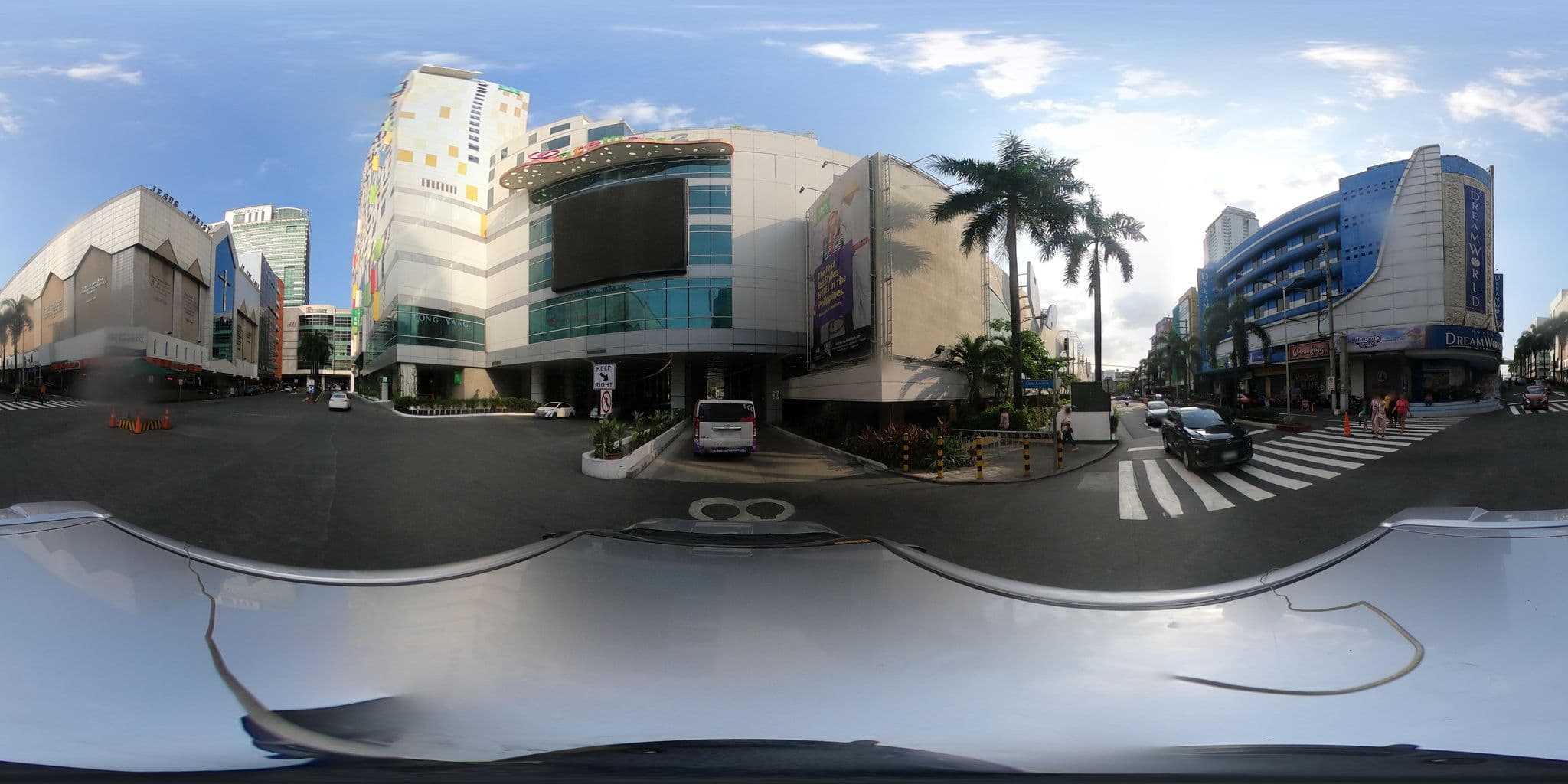 Street view near Hotel DreamWorld Cubao, Mariana — © kaart_4 (CC BY-SA · Mapillary)