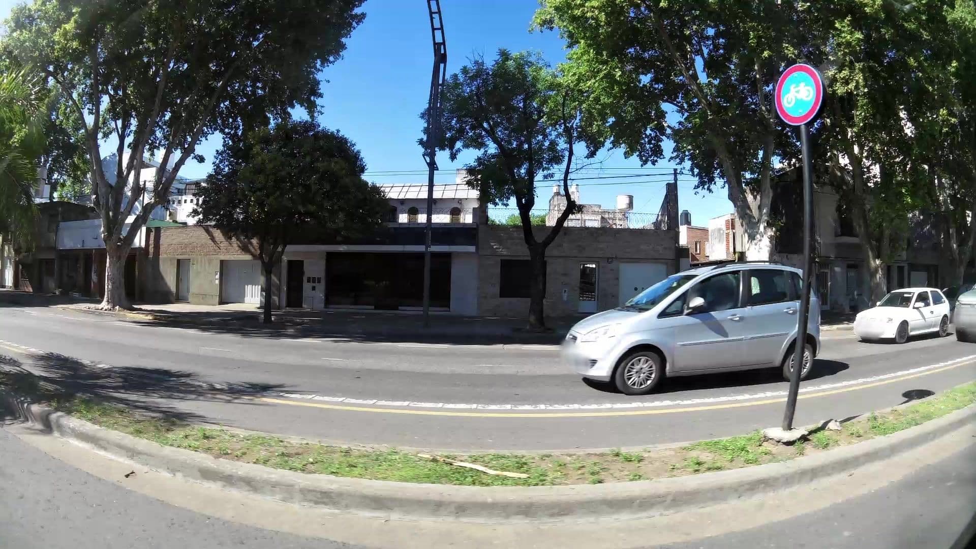 Street view near CASA BE SUITES, Rosario — © kaartcam (CC BY-SA · Mapillary)