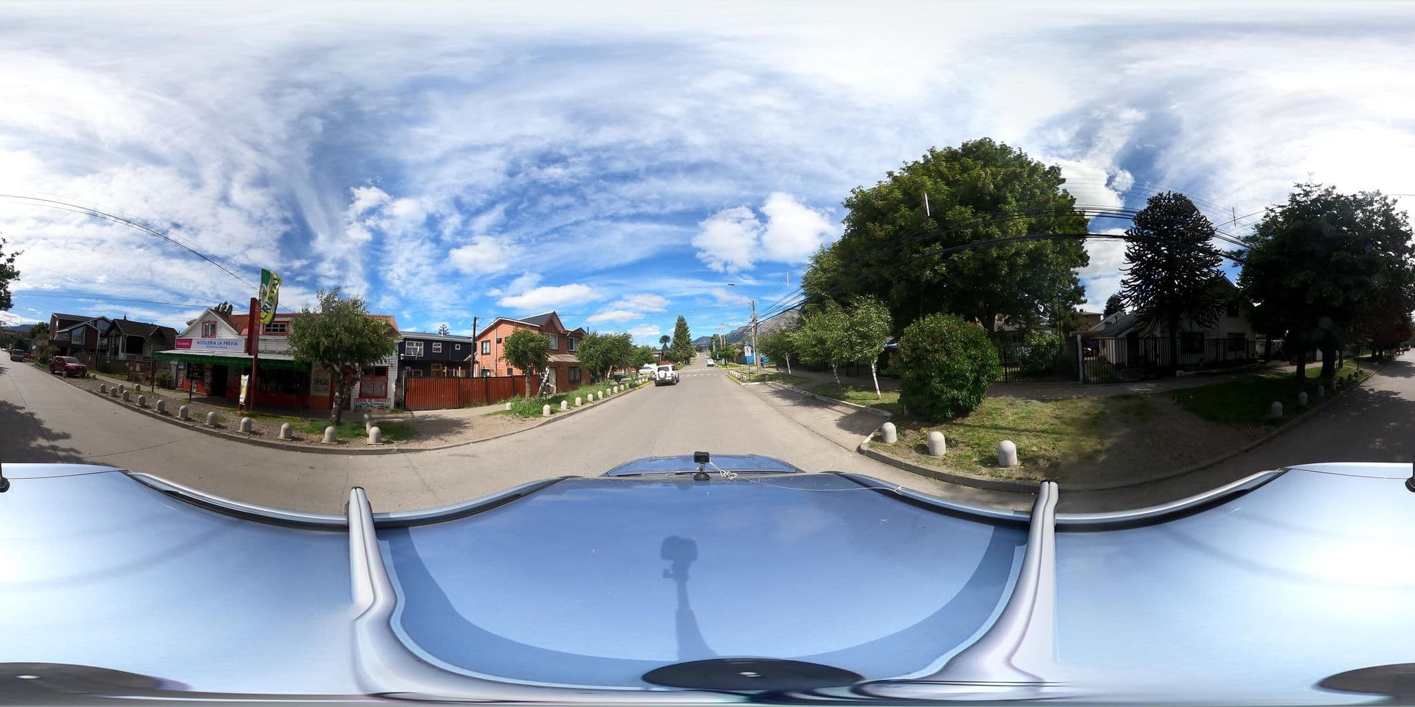 Street view near Hostal El Nevado, Coyhaique — © Kaart_Local (CC BY-SA · Mapillary)