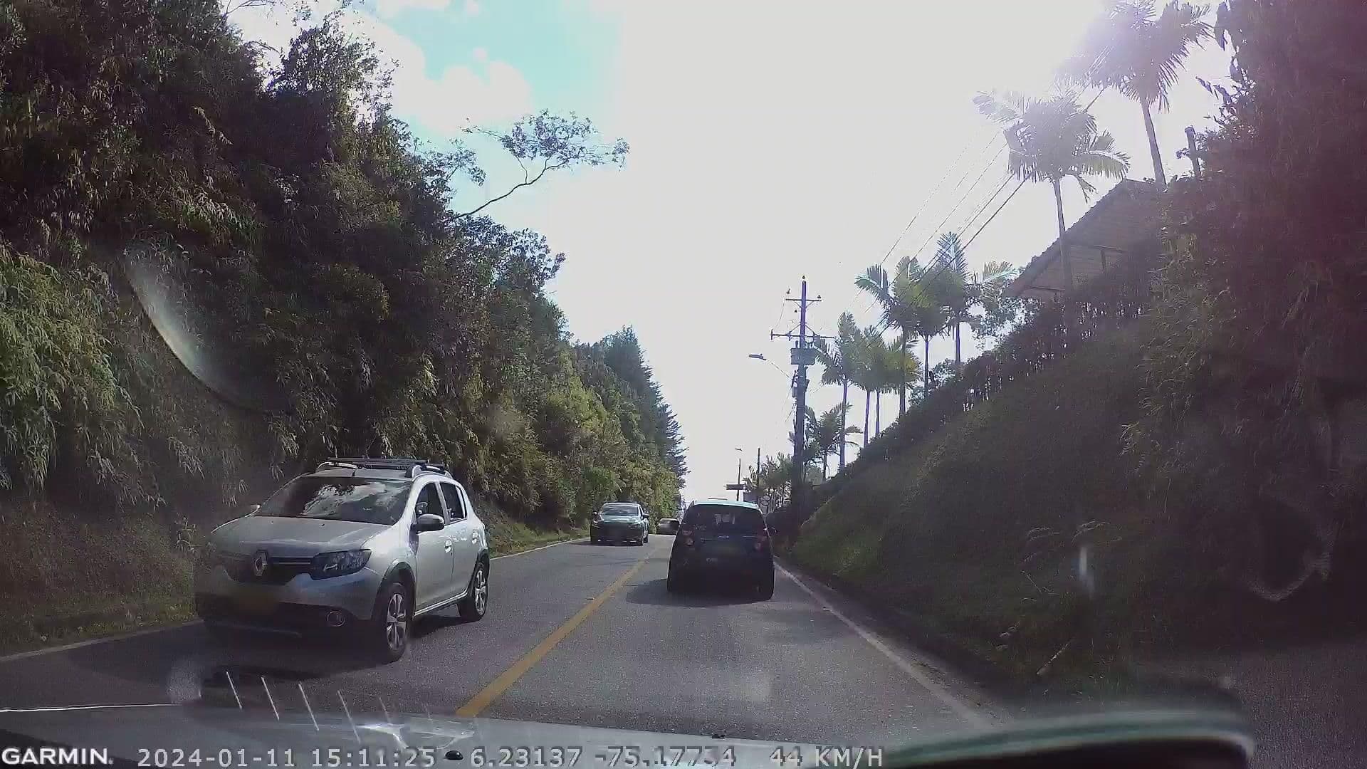 Street view near Hotel Verony Guatapé, Guatapé — © ljtoro (CC BY-SA · Mapillary)
