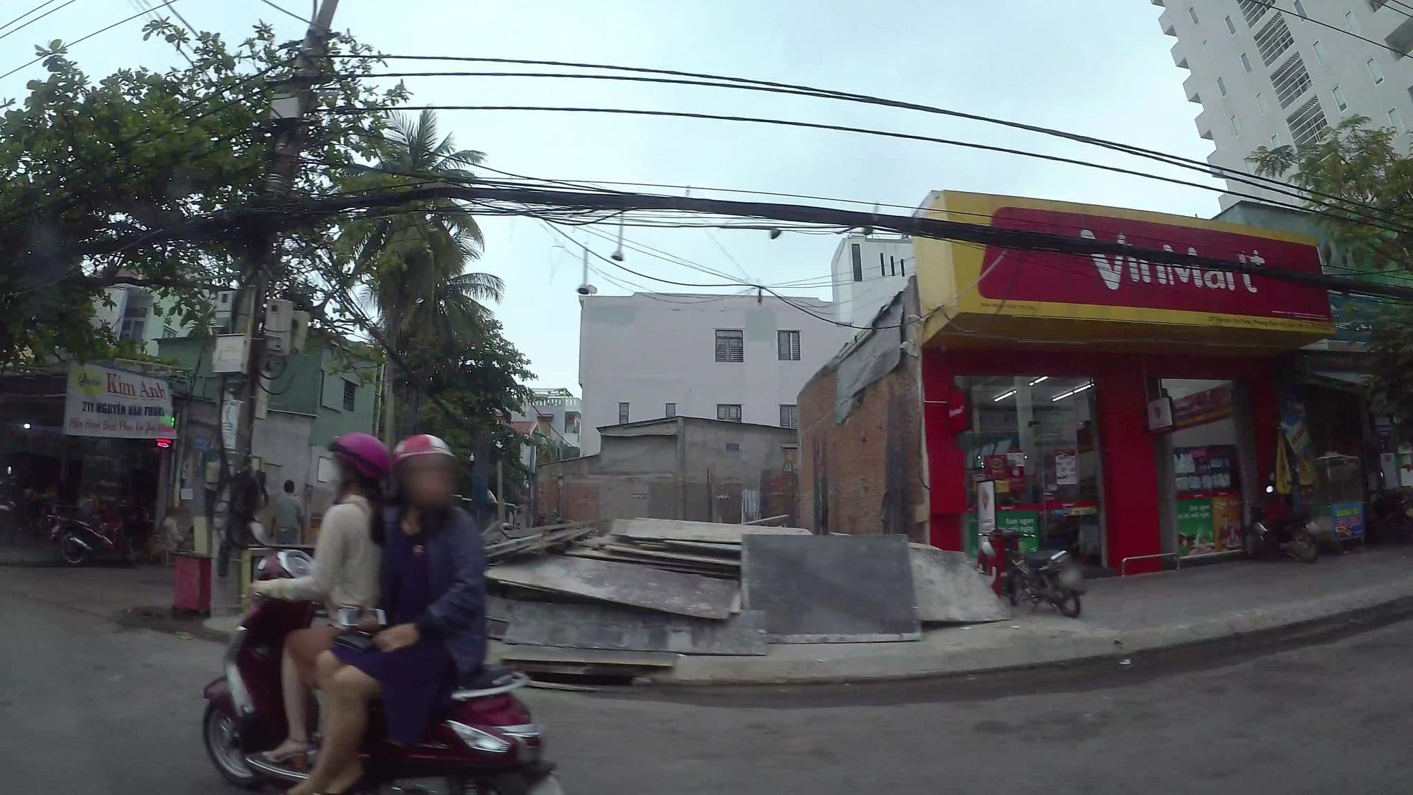 Street view near Carol Villa Đà Nẵng Beach 1 - Villa, Sơn Trà — © kaartcam (CC BY-SA · Mapillary)