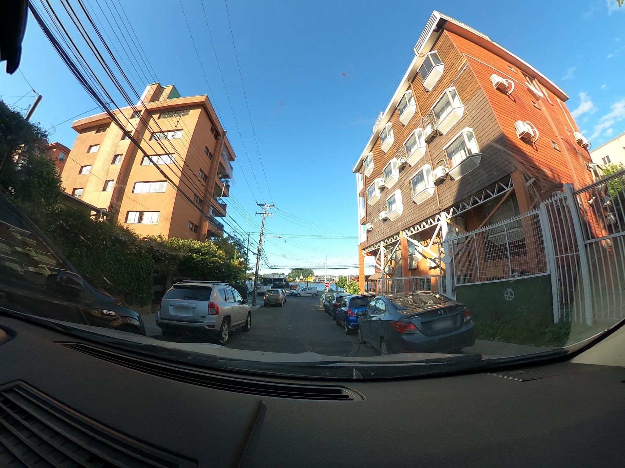 Street view near Hotel Encanto del Río, Valdivia — © felipeeugenio (CC BY-SA · Mapillary)