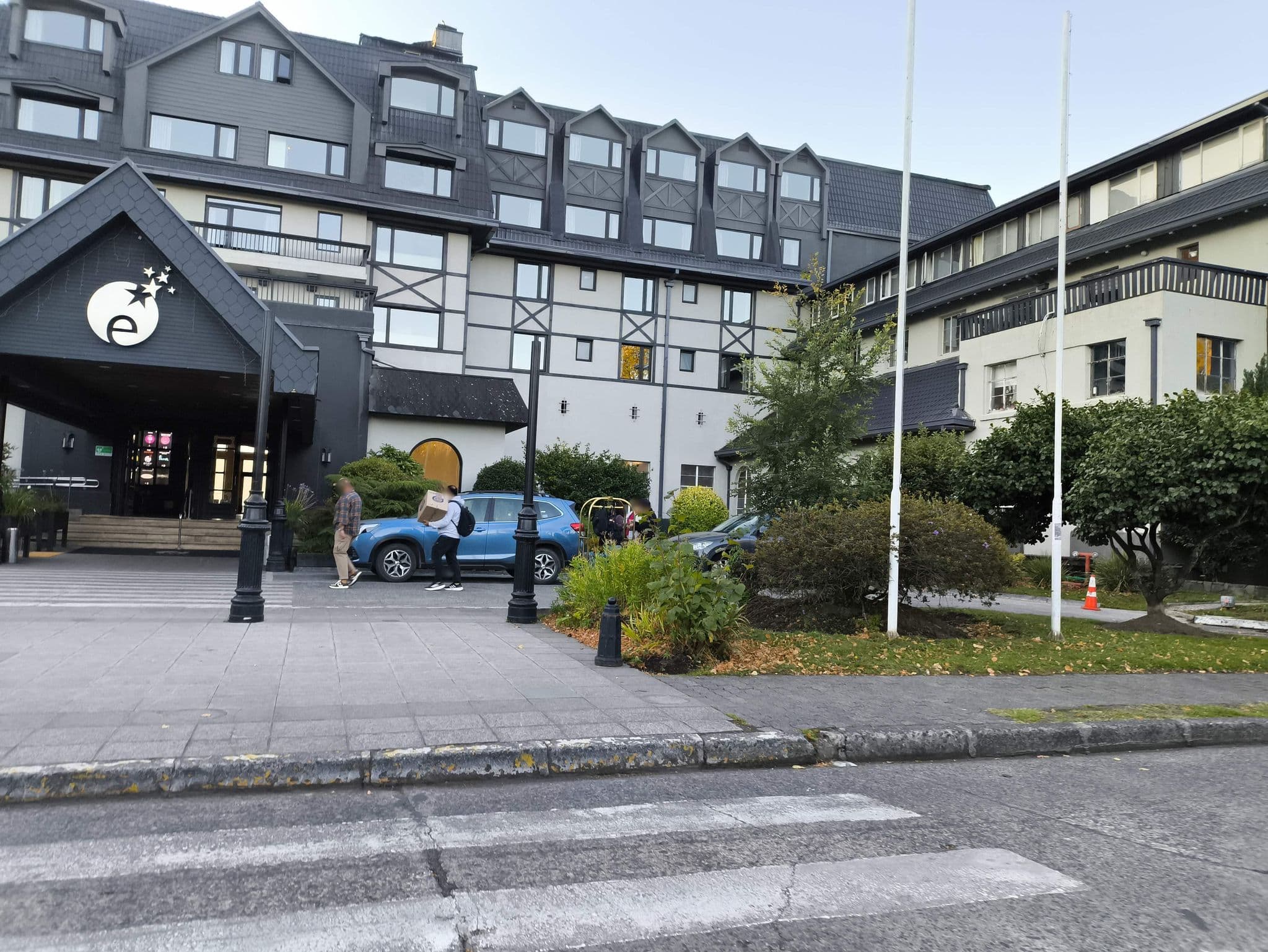 Street view near Gran Hotel Pucón, Pucón — © cotelabarca (CC BY-SA · Mapillary)