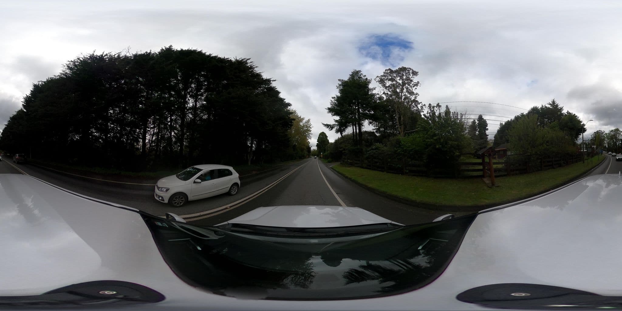Street view near Cabañas Peumayen, Puerto Varas