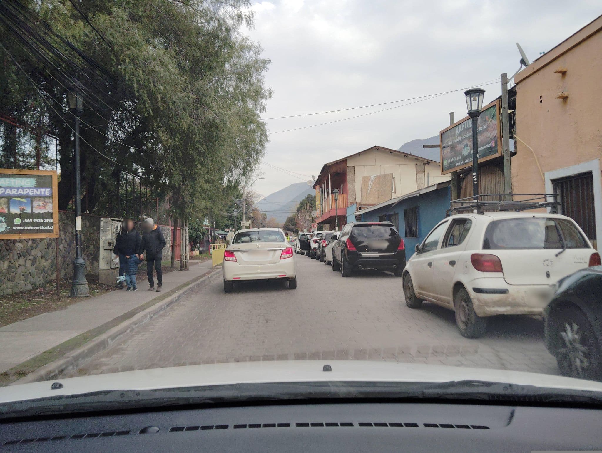 Street view near Hostal Maipo, San José de Maipo — © ariellopez (CC BY-SA · Mapillary)