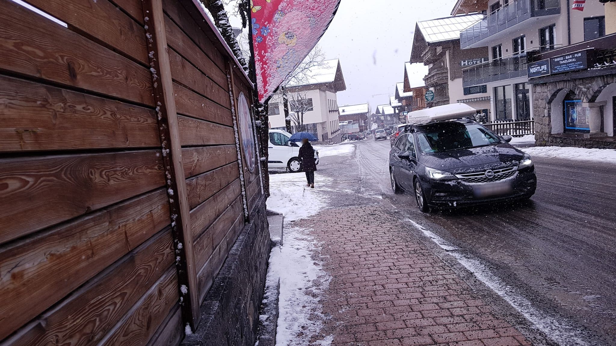 Street view near LUDWIGHAUS, Neukirchen am Großvenediger — © dsmm (CC BY-SA · Mapillary)