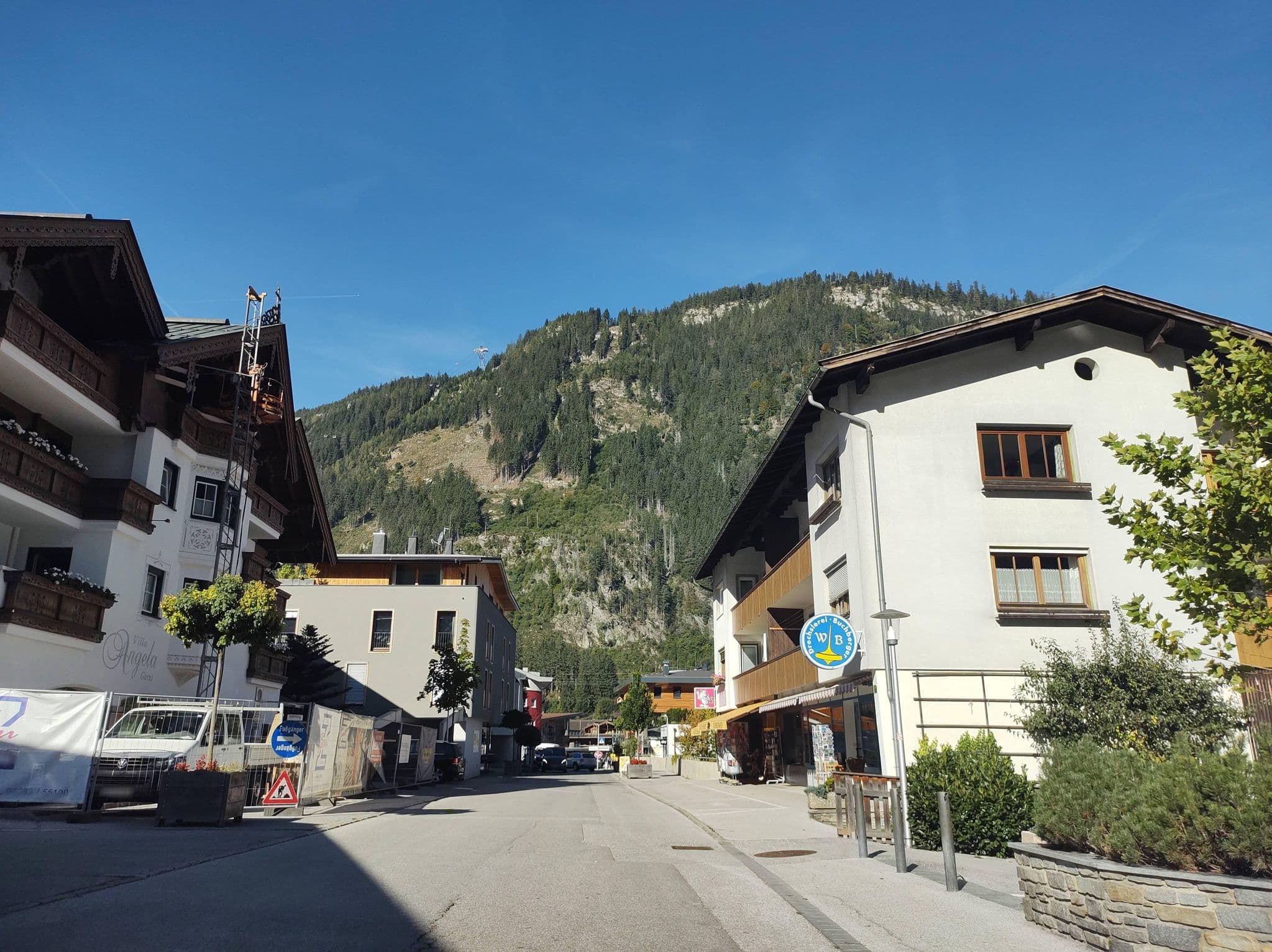 Street view near Villa Angela, Mayrhofen — © thetornado76 (CC BY-SA · Mapillary)