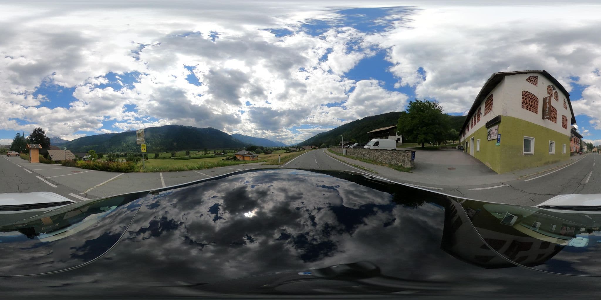 Street view near Landhof zum Waidegger Wirt, Hermagor — © peterleth (CC BY-SA · Mapillary)