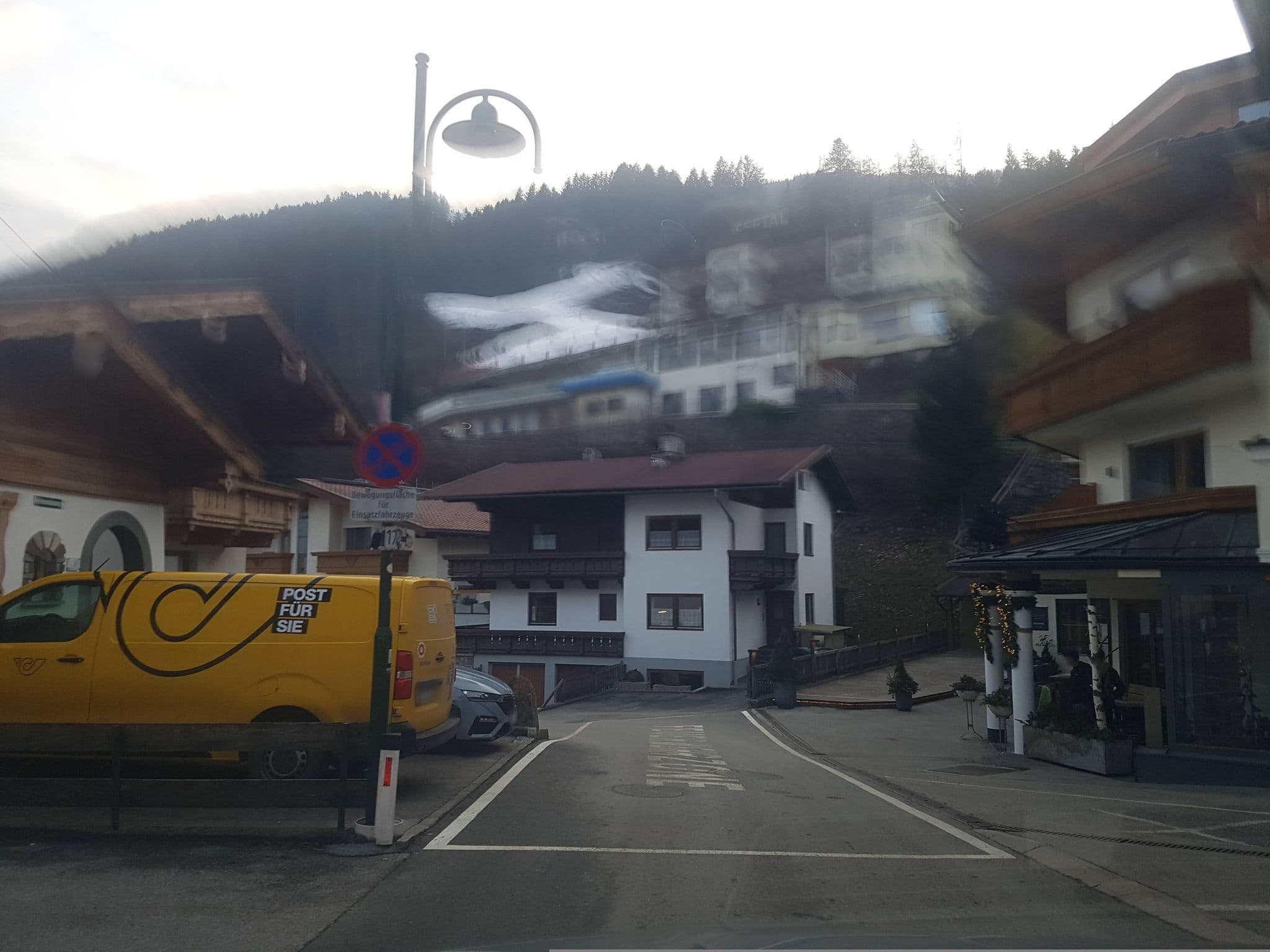 Street view near Kräuterhotel Hochzillertal, Ried im Zillertal — © dsmm (CC BY-SA · Mapillary)