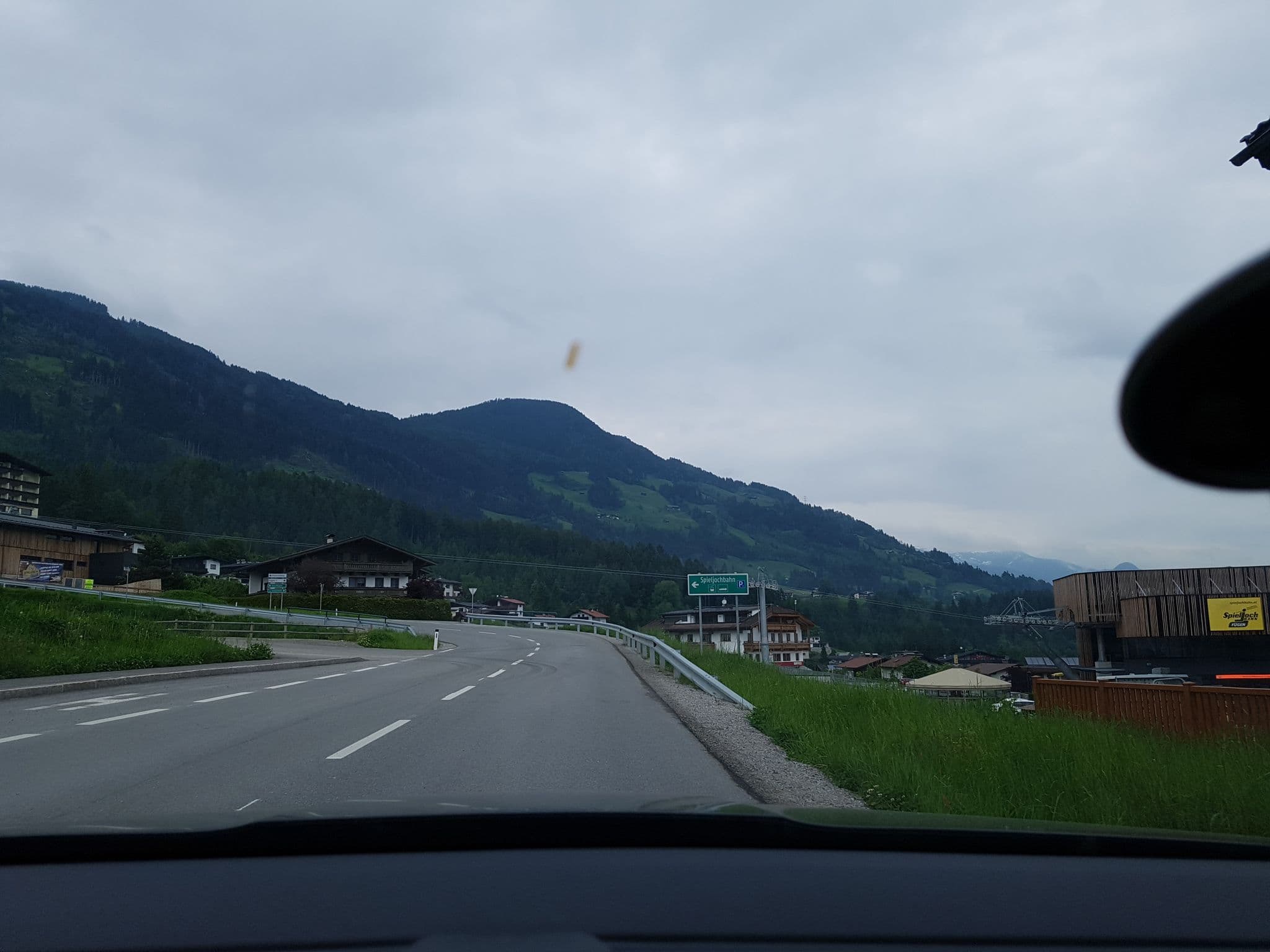 Street view near Gästehaus Peter, Kapfing — © schermy_at (CC BY-SA · Mapillary)