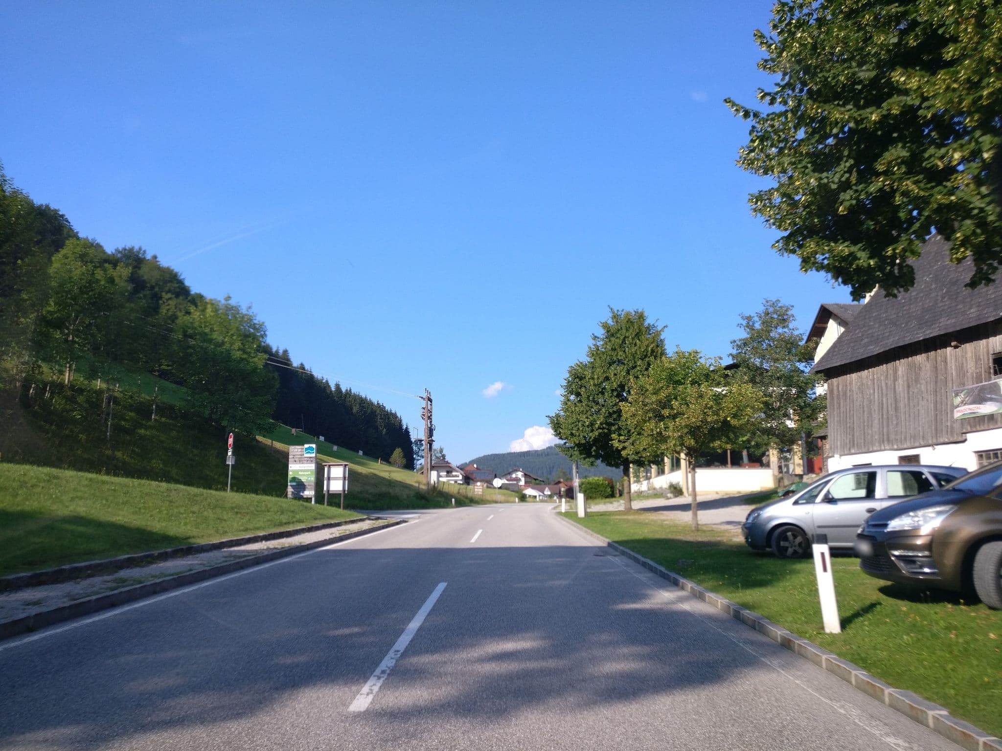 Street view near Hotel Fahrnberger, Lunz am See — © map_hard (CC BY-SA · Mapillary)