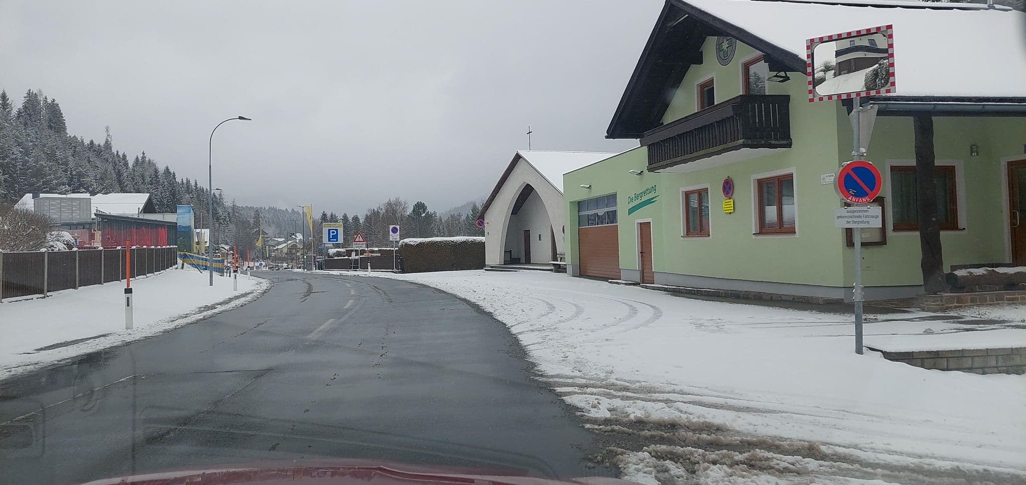 Street view near Guesthouse Mitterbach, Mariazell — © gzin (CC BY-SA · Mapillary)
